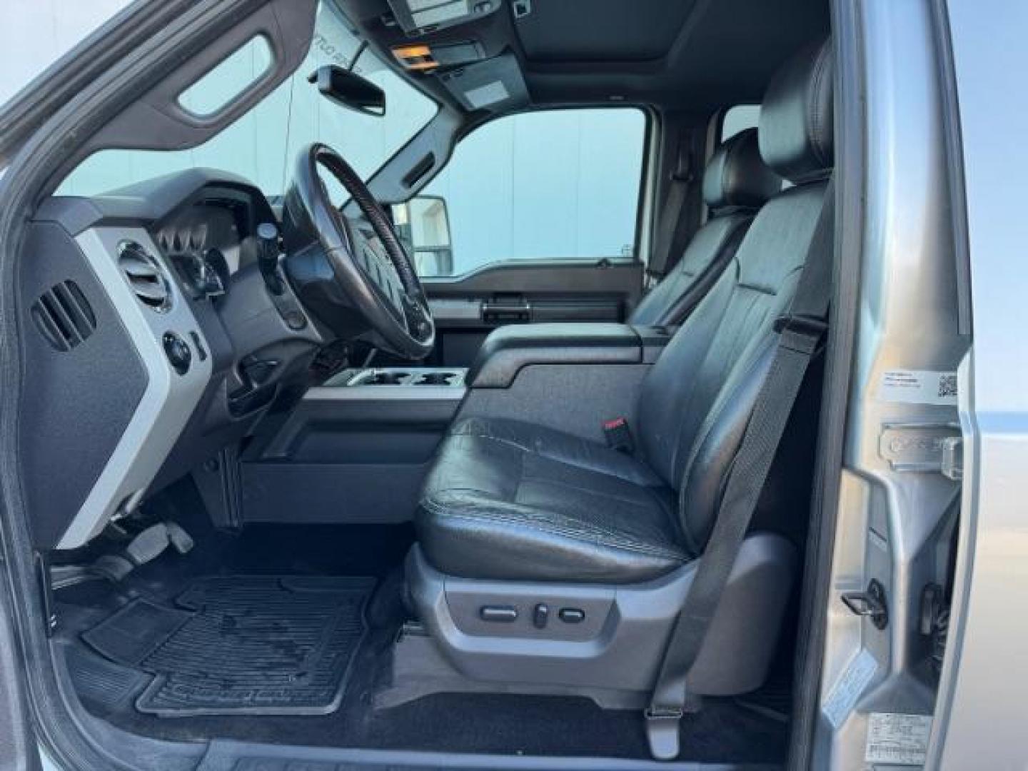 2015 Ingot Silver Metallic /BLACK FORD F350 LARIAT (1FT8W3B65FE) with an 6.2 engine, AUTOMATIC transmission, located at 1235 N Woodruff Ave., Idaho Falls, 83401, (208) 523-1053, 43.507172, -112.000488 - At Timberline Auto, finding a great deal on your next vehicle is always easy! Our experienced sales staff's goal is to help find you the right vehicle at the right price! Our knowledgeable finance department has options for almost any credit score. We offer extended service contract options to prote - Photo#11