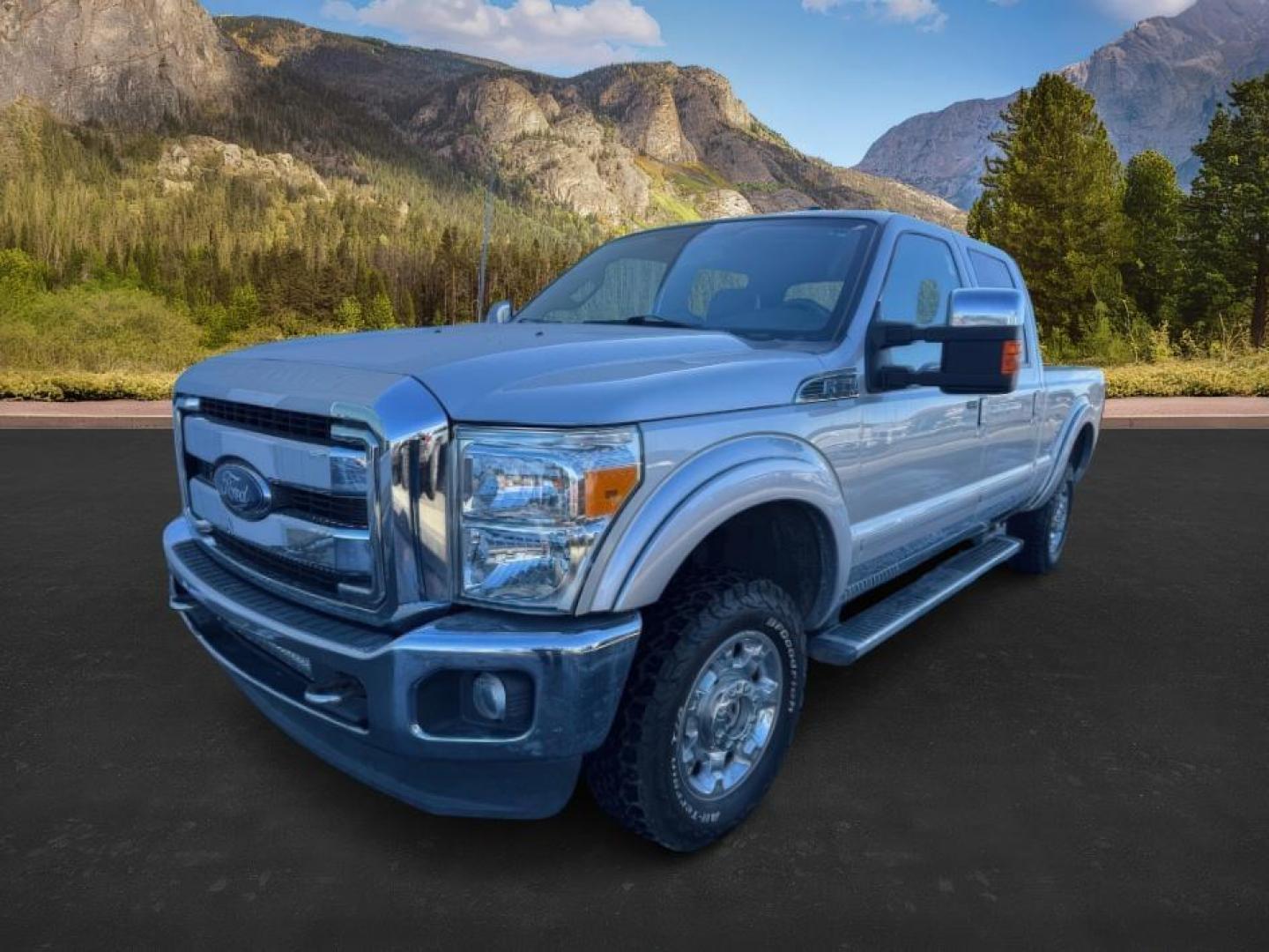 2015 Ingot Silver Metallic /BLACK FORD F350 LARIAT (1FT8W3B65FE) with an 6.2 engine, AUTOMATIC transmission, located at 1235 N Woodruff Ave., Idaho Falls, 83401, (208) 523-1053, 43.507172, -112.000488 - At Timberline Auto, finding a great deal on your next vehicle is always easy! Our experienced sales staff's goal is to help find you the right vehicle at the right price! Our knowledgeable finance department has options for almost any credit score. We offer extended service contract options to prote - Photo#5