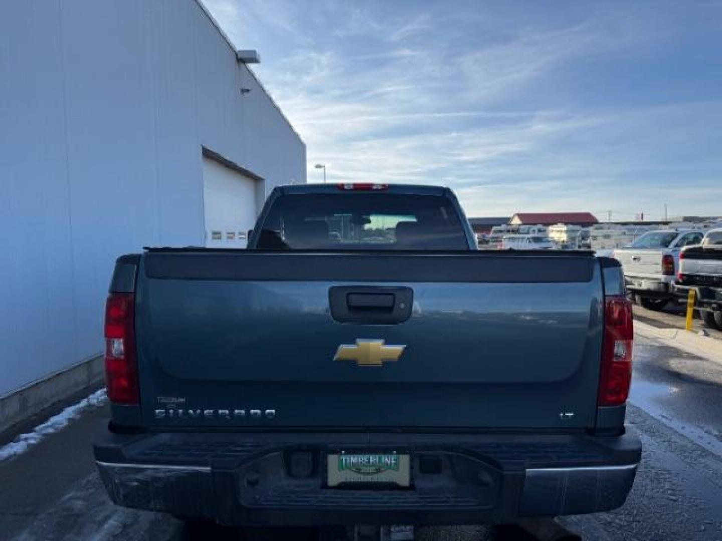 2013 Blue Granite Metallic /BLACK CHEVY 2500 LT (1GC1KXCGXDF) with an 6.0 engine, AUTOMATIC transmission, located at 1235 N Woodruff Ave., Idaho Falls, 83401, (208) 523-1053, 43.507172, -112.000488 - At Timberline Auto, finding a great deal on your next vehicle is always easy! Our experienced sales staff's goal is to help find you the right vehicle at the right price! Our knowledgeable finance department has options for almost any credit score. We offer extended service contract options to prote - Photo#3
