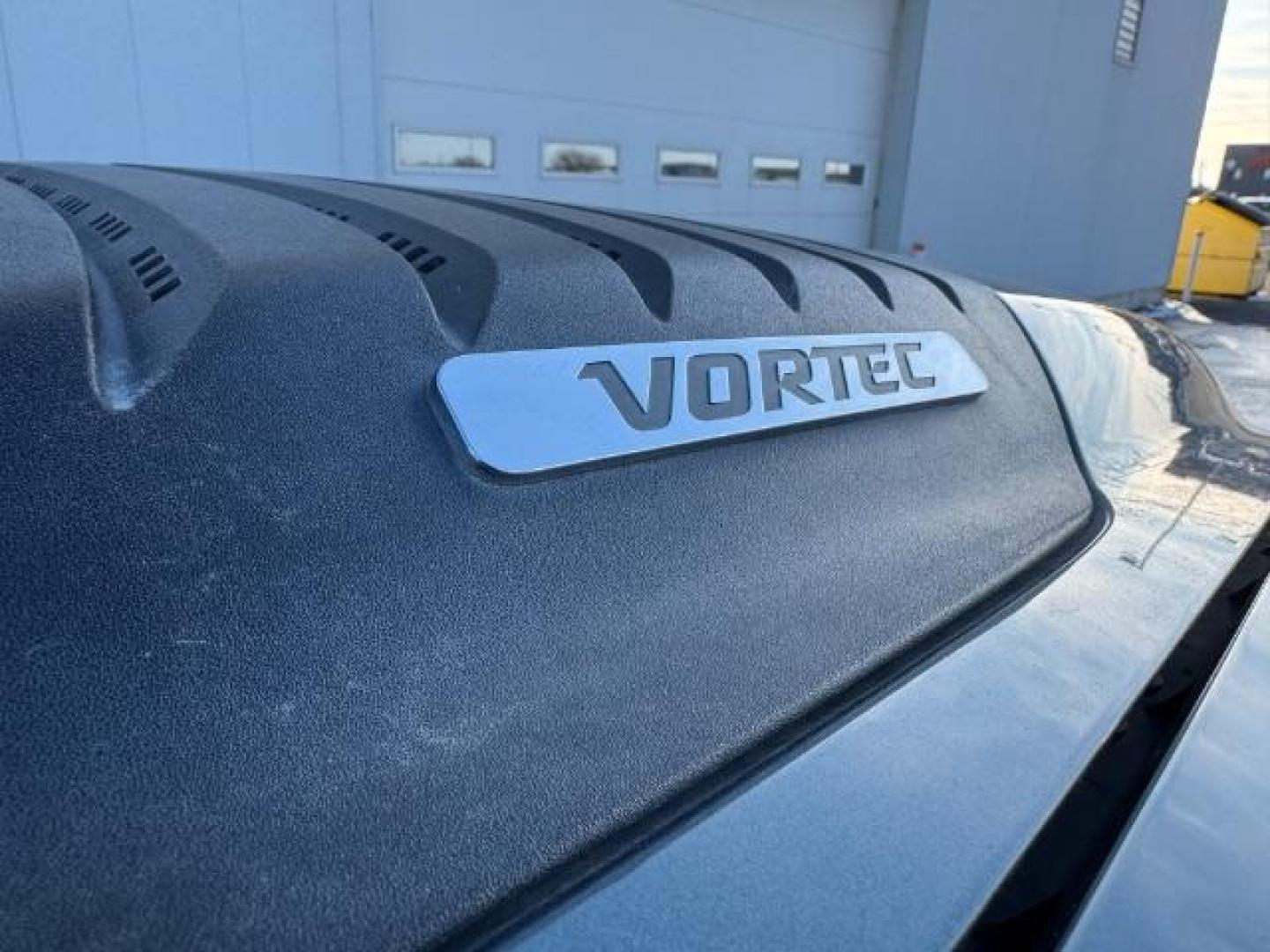 2013 Blue Granite Metallic /BLACK CHEVY 2500 LT (1GC1KXCGXDF) with an 6.0 engine, AUTOMATIC transmission, located at 1235 N Woodruff Ave., Idaho Falls, 83401, (208) 523-1053, 43.507172, -112.000488 - At Timberline Auto, finding a great deal on your next vehicle is always easy! Our experienced sales staff's goal is to help find you the right vehicle at the right price! Our knowledgeable finance department has options for almost any credit score. We offer extended service contract options to prote - Photo#8