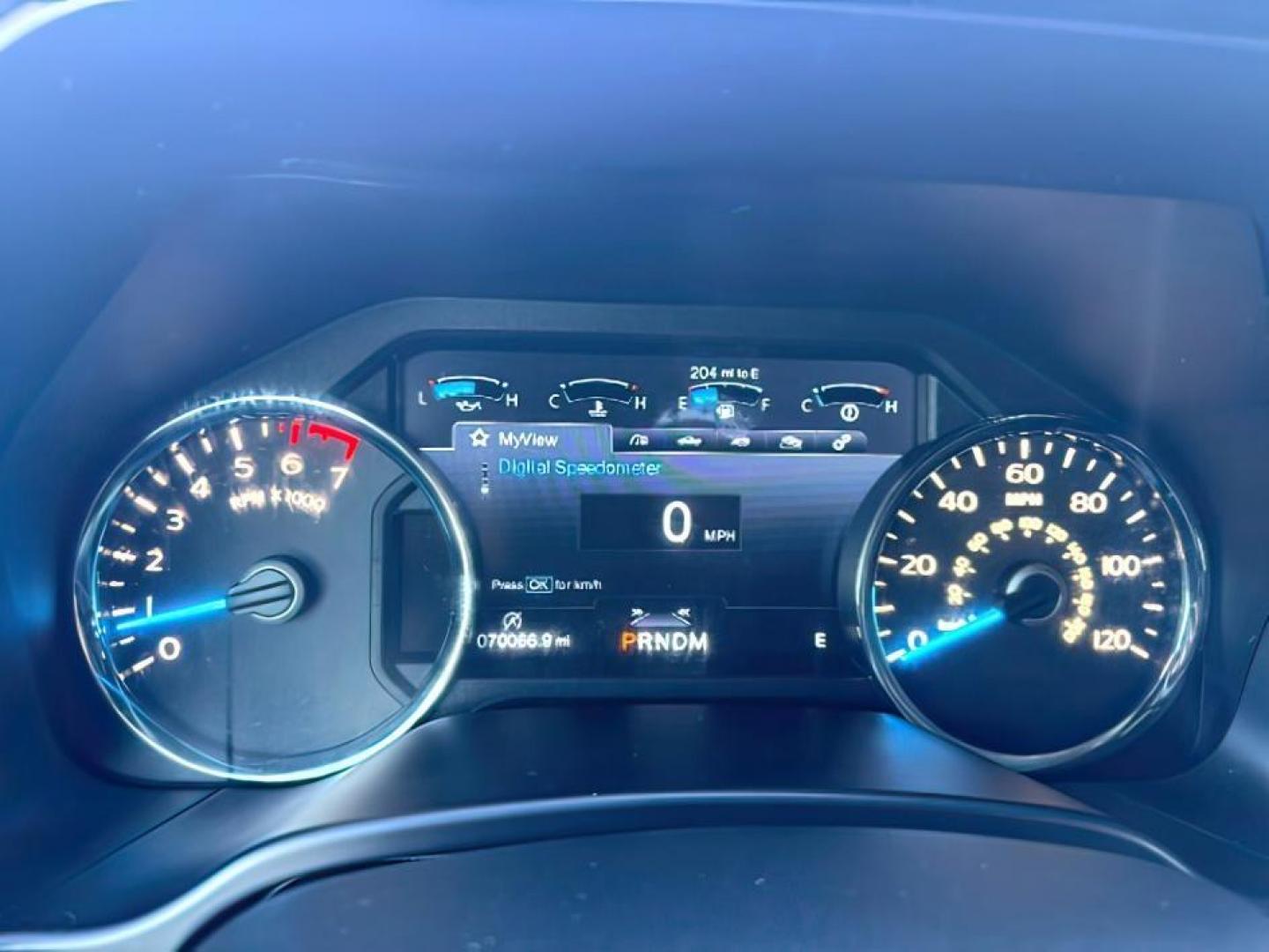 2017 Shadow Black /BLACK FORD F150 LARIAT (1FTEW1EG5HK) with an 5L V-8 DOHC engine, AUTOMATIC transmission, located at 1235 N Woodruff Ave., Idaho Falls, 83401, (208) 523-1053, 43.507172, -112.000488 - At Timberline Auto, finding a great deal on your next vehicle is always easy! Our experienced sales staff's goal is to help find you the right vehicle at the right price! Our knowledgeable finance department has options for almost any credit score. We offer extended service contract options to prote - Photo#15