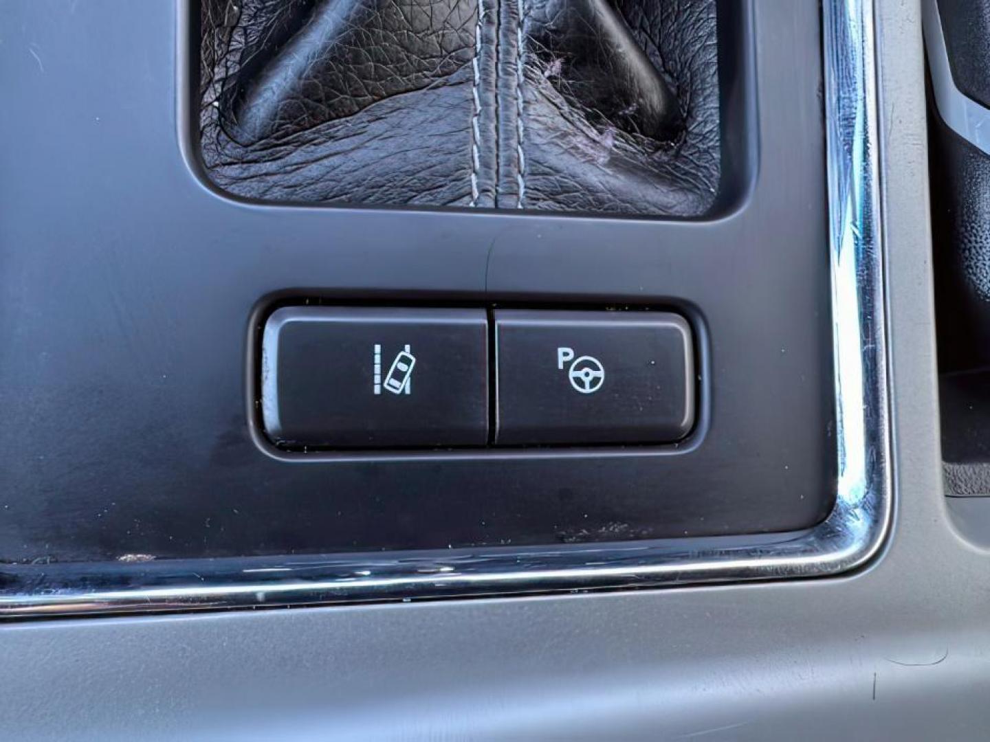 2017 Shadow Black /BLACK FORD F150 LARIAT (1FTEW1EG5HK) with an 5L V-8 DOHC engine, AUTOMATIC transmission, located at 1235 N Woodruff Ave., Idaho Falls, 83401, (208) 523-1053, 43.507172, -112.000488 - At Timberline Auto, finding a great deal on your next vehicle is always easy! Our experienced sales staff's goal is to help find you the right vehicle at the right price! Our knowledgeable finance department has options for almost any credit score. We offer extended service contract options to prote - Photo#17