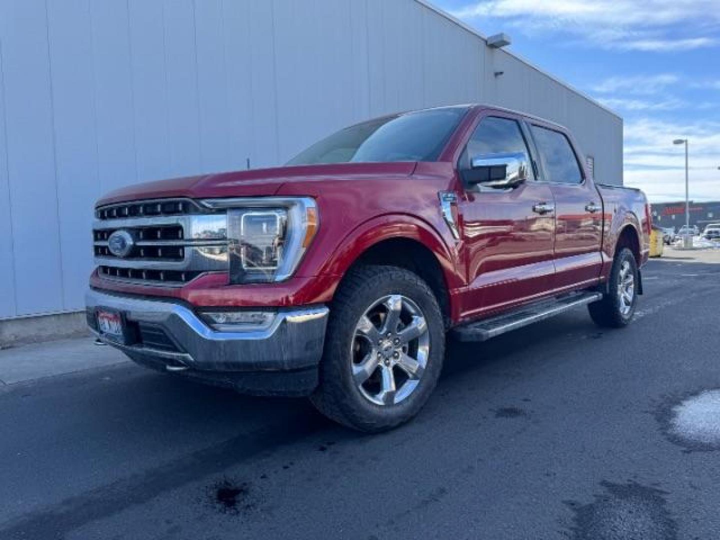 2021 RED /Black FORD F150 LARIAT (1FTFW1E8XMK) with an 5L V-8 port/direct injection engine, AUTOMATIC transmission, located at 1235 N Woodruff Ave., Idaho Falls, 83401, (208) 523-1053, 43.507172, -112.000488 - At Timberline Auto, finding a great deal on your next vehicle is always easy! Our experienced sales staff's goal is to help find you the right vehicle at the right price! Our knowledgeable finance department has options for almost any credit score. We offer extended service contract options to prote - Photo#0