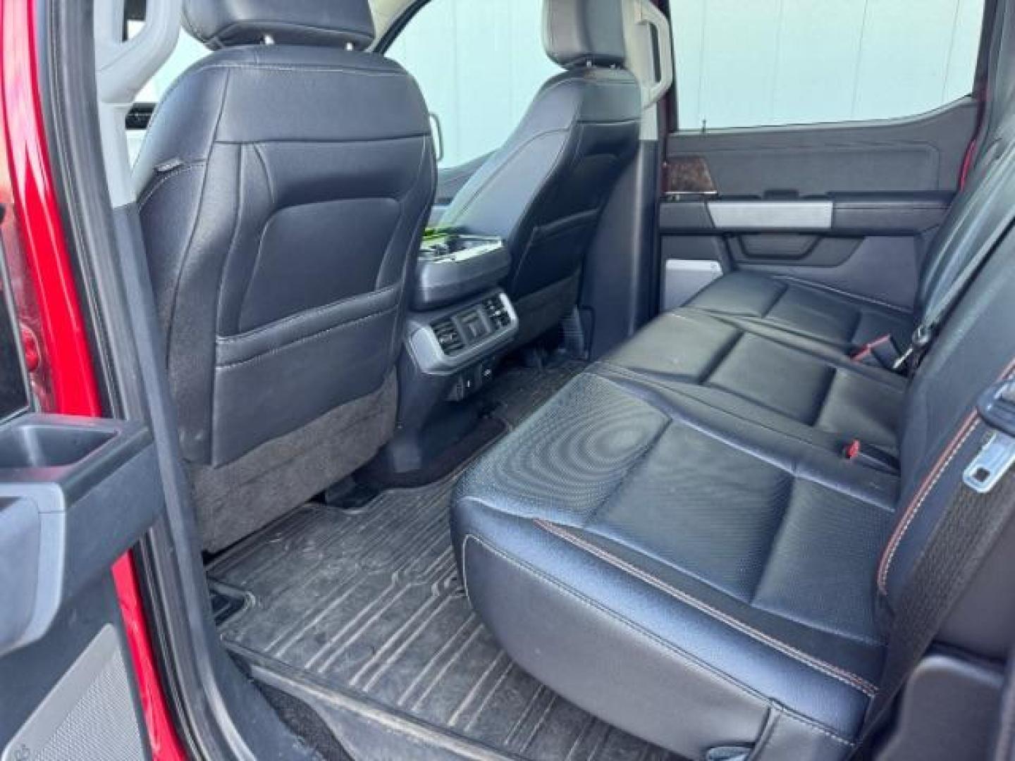2021 RED /Black FORD F150 LARIAT (1FTFW1E8XMK) with an 5L V-8 port/direct injection engine, AUTOMATIC transmission, located at 1235 N Woodruff Ave., Idaho Falls, 83401, (208) 523-1053, 43.507172, -112.000488 - At Timberline Auto, finding a great deal on your next vehicle is always easy! Our experienced sales staff's goal is to help find you the right vehicle at the right price! Our knowledgeable finance department has options for almost any credit score. We offer extended service contract options to prote - Photo#12