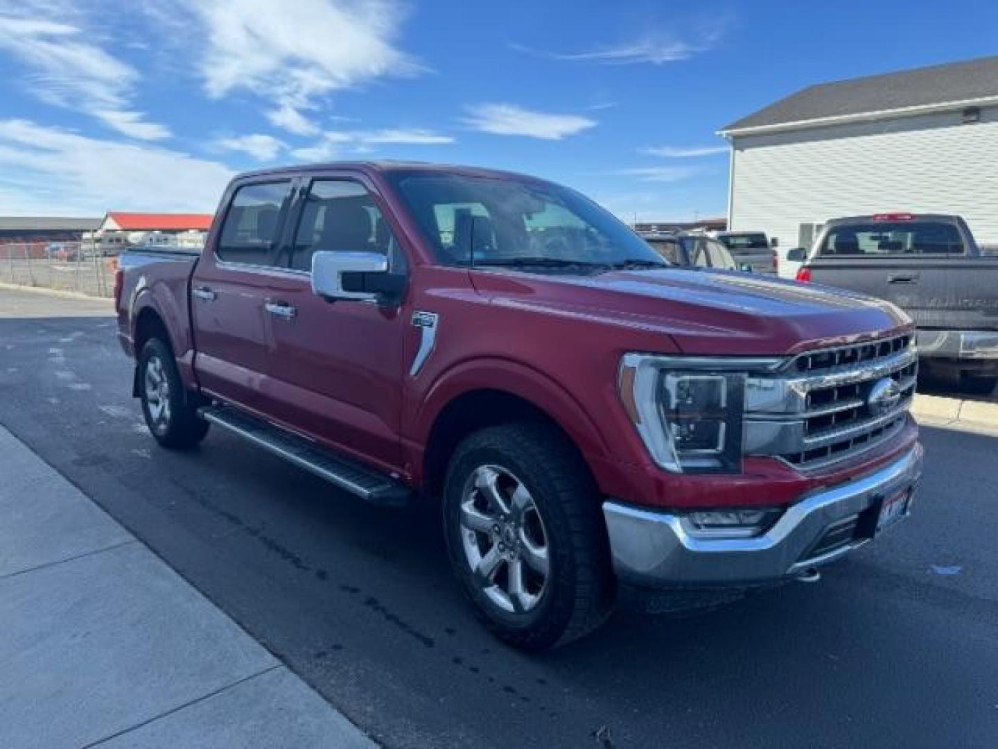 2021 RED /Black FORD F150 LARIAT (1FTFW1E8XMK) with an 5L V-8 port/direct injection engine, AUTOMATIC transmission, located at 1235 N Woodruff Ave., Idaho Falls, 83401, (208) 523-1053, 43.507172, -112.000488 - At Timberline Auto, finding a great deal on your next vehicle is always easy! Our experienced sales staff's goal is to help find you the right vehicle at the right price! Our knowledgeable finance department has options for almost any credit score. We offer extended service contract options to prote - Photo#5