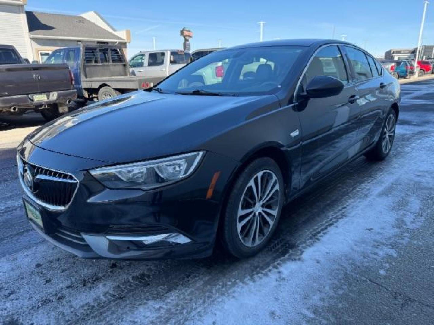 2018 BLACK /Ebony w/Ebony Accents BUICK REGAL Essence (W04GP6SX7J1) with an 2L I-4 gasoline direct injection engine, AUTOMATIC transmission, located at 1235 N Woodruff Ave., Idaho Falls, 83401, (208) 523-1053, 43.507172, -112.000488 - At Timberline Auto, finding a great deal on your next vehicle is always easy! Our experienced sales staff's goal is to help find you the right vehicle at the right price! Our knowledgeable finance department has options for almost any credit score. We offer extended service contract options to prote - Photo#0