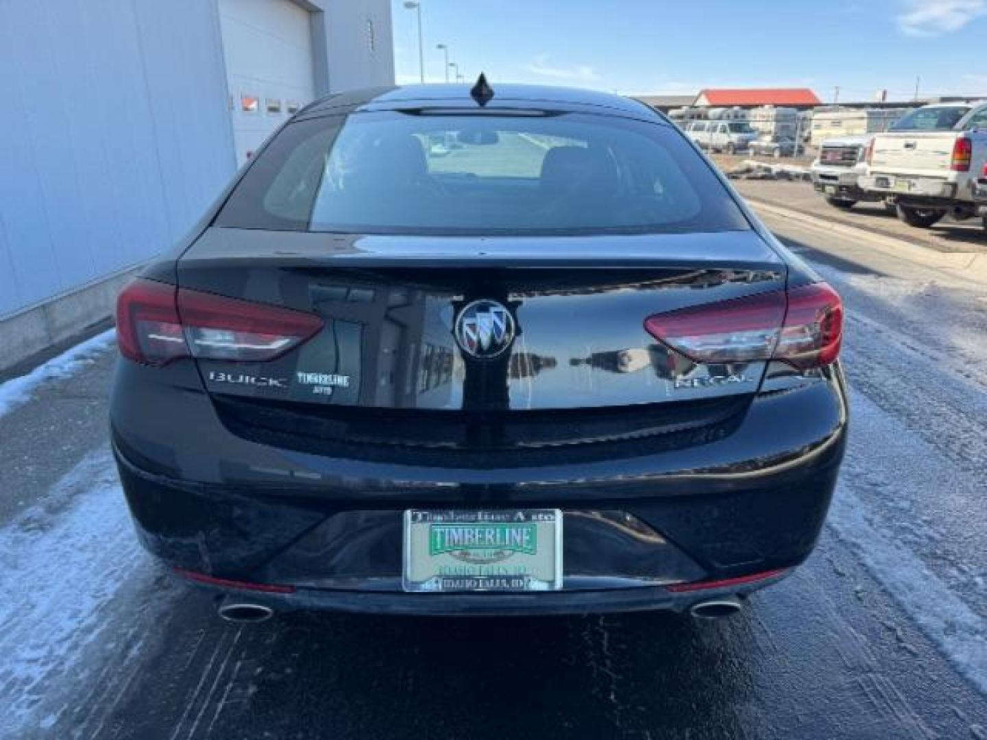 2018 BLACK /Ebony w/Ebony Accents BUICK REGAL Essence (W04GP6SX7J1) with an 2L I-4 gasoline direct injection engine, AUTOMATIC transmission, located at 1235 N Woodruff Ave., Idaho Falls, 83401, (208) 523-1053, 43.507172, -112.000488 - At Timberline Auto, finding a great deal on your next vehicle is always easy! Our experienced sales staff's goal is to help find you the right vehicle at the right price! Our knowledgeable finance department has options for almost any credit score. We offer extended service contract options to prote - Photo#4