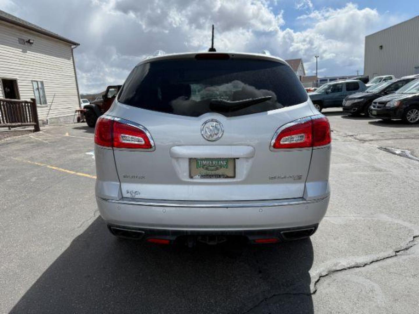 2017 Sparkling Silver Metallic /Light Titanium w/Dark Titanium Accents BUICK ENCLAVE Leather (5GAKVBKD7HJ) with an 3.6L V-6 gasoline direct injection engine, AUTOMATIC transmission, located at 1235 N Woodruff Ave., Idaho Falls, 83401, (208) 523-1053, 43.507172, -112.000488 - At Timberline Auto, finding a great deal on your next vehicle is always easy! Our experienced sales staff's goal is to help find you the right vehicle at the right price! Our knowledgeable finance department has options for almost any credit score. We offer extended service contract options to prote - Photo#3