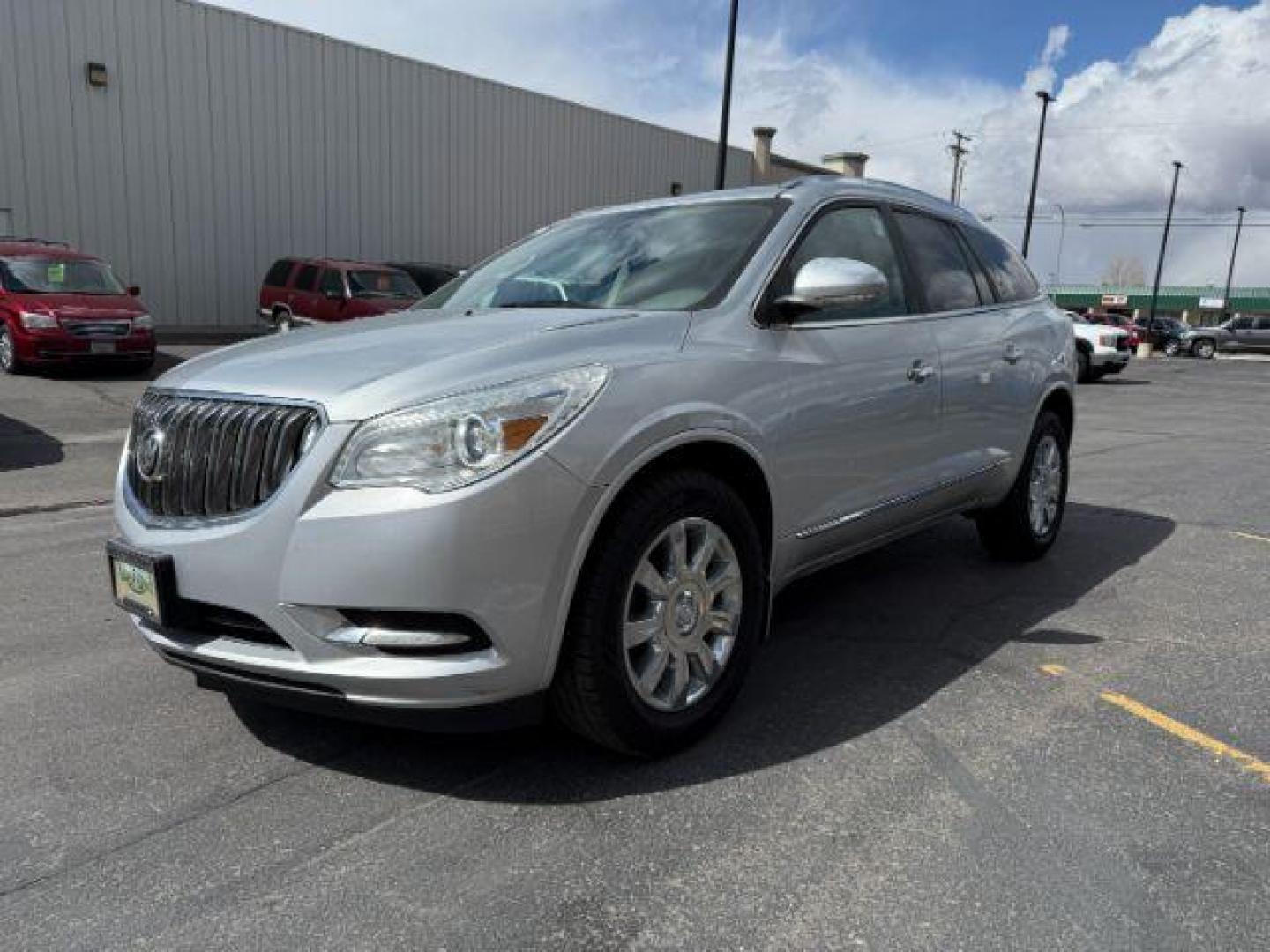 2017 Sparkling Silver Metallic /Light Titanium w/Dark Titanium Accents BUICK ENCLAVE Leather (5GAKVBKD7HJ) with an 3.6L V-6 gasoline direct injection engine, AUTOMATIC transmission, located at 1235 N Woodruff Ave., Idaho Falls, 83401, (208) 523-1053, 43.507172, -112.000488 - At Timberline Auto, finding a great deal on your next vehicle is always easy! Our experienced sales staff's goal is to help find you the right vehicle at the right price! Our knowledgeable finance department has options for almost any credit score. We offer extended service contract options to prote - Photo#0