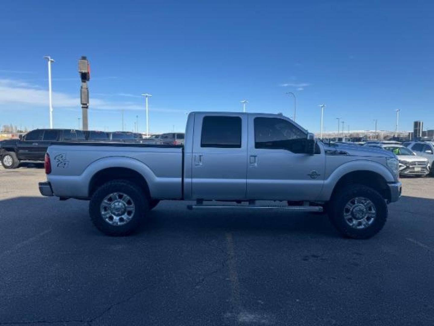 2015 SILVER /BLACK FORD F250 LARIAT (1FT7W2BT4FE) with an 6.7 engine, AUTOMATIC transmission, located at 1235 N Woodruff Ave., Idaho Falls, 83401, (208) 523-1053, 43.507172, -112.000488 - Photo#2