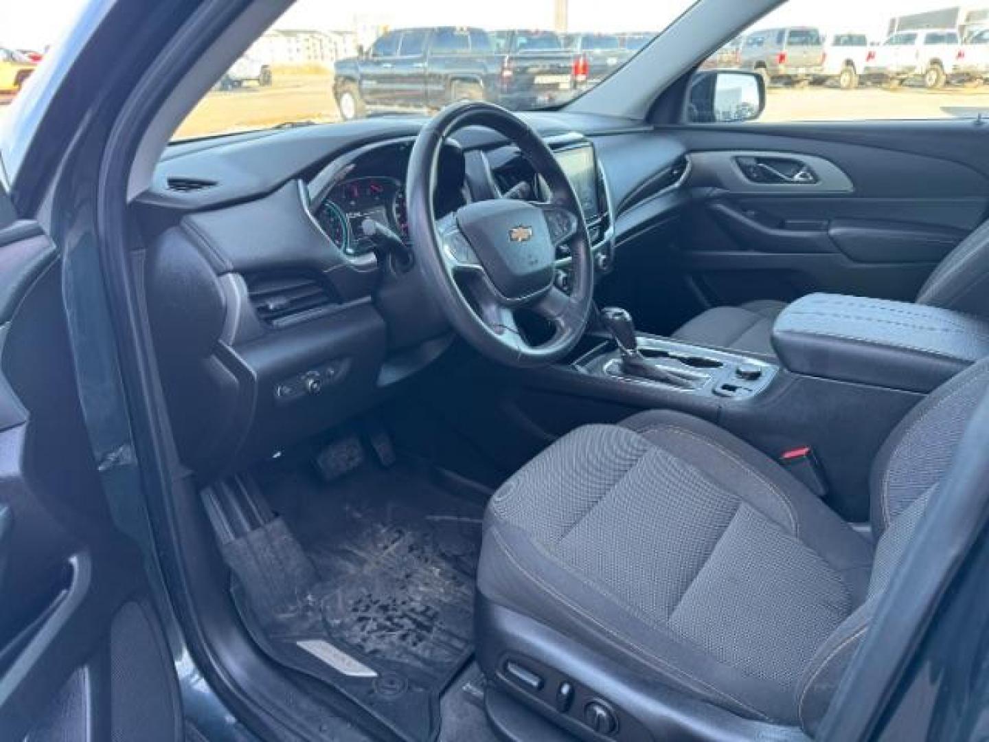2019 GRAY /CLOTH CHEVY TRAVERSE LT (1GNEVGKW5KJ) with an 3.6 engine, AUTOMATIC transmission, located at 1235 N Woodruff Ave., Idaho Falls, 83401, (208) 523-1053, 43.507172, -112.000488 - Photo#15