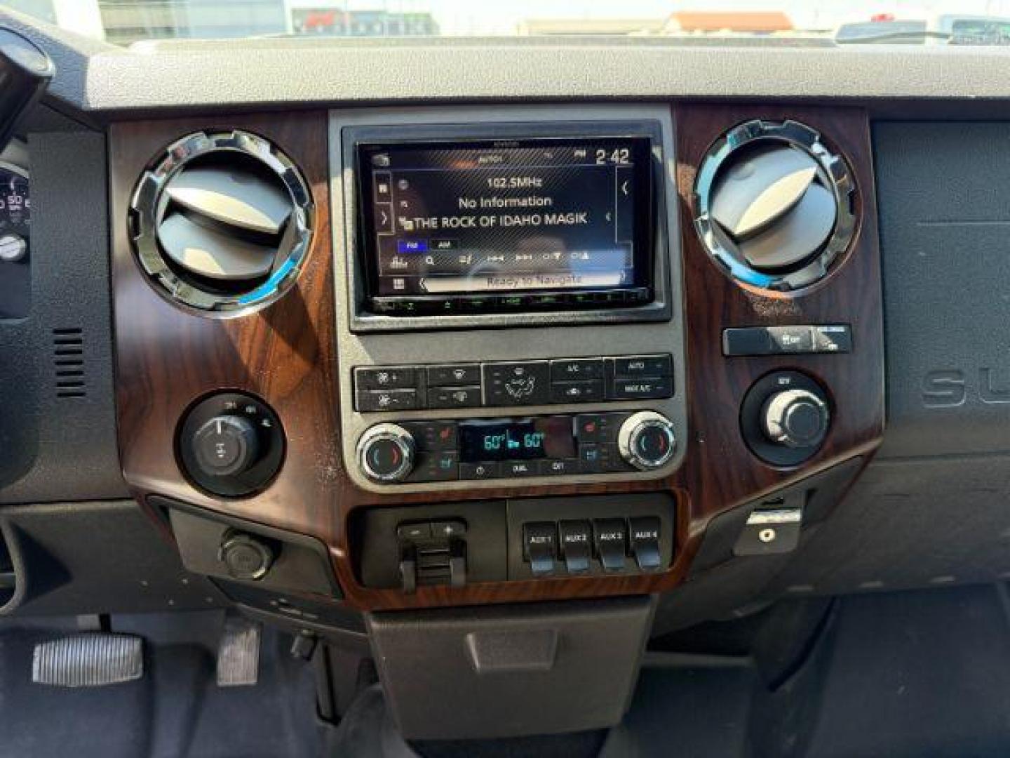 2012 Sterling Gray /Black FORD F350 LARIAT (1FT8X3BT8CE) with an Powerstroke 6.7L V-8 diesel direct injection engine, AUTOMATIC transmission, located at 1235 N Woodruff Ave., Idaho Falls, 83401, (208) 523-1053, 43.507172, -112.000488 - At Timberline Auto, finding a great deal on your next vehicle is always easy! Our experienced sales staff's goal is to help find you the right vehicle at the right price! Our knowledgeable finance department has options for almost any credit score. We offer extended service contract options to prote - Photo#12