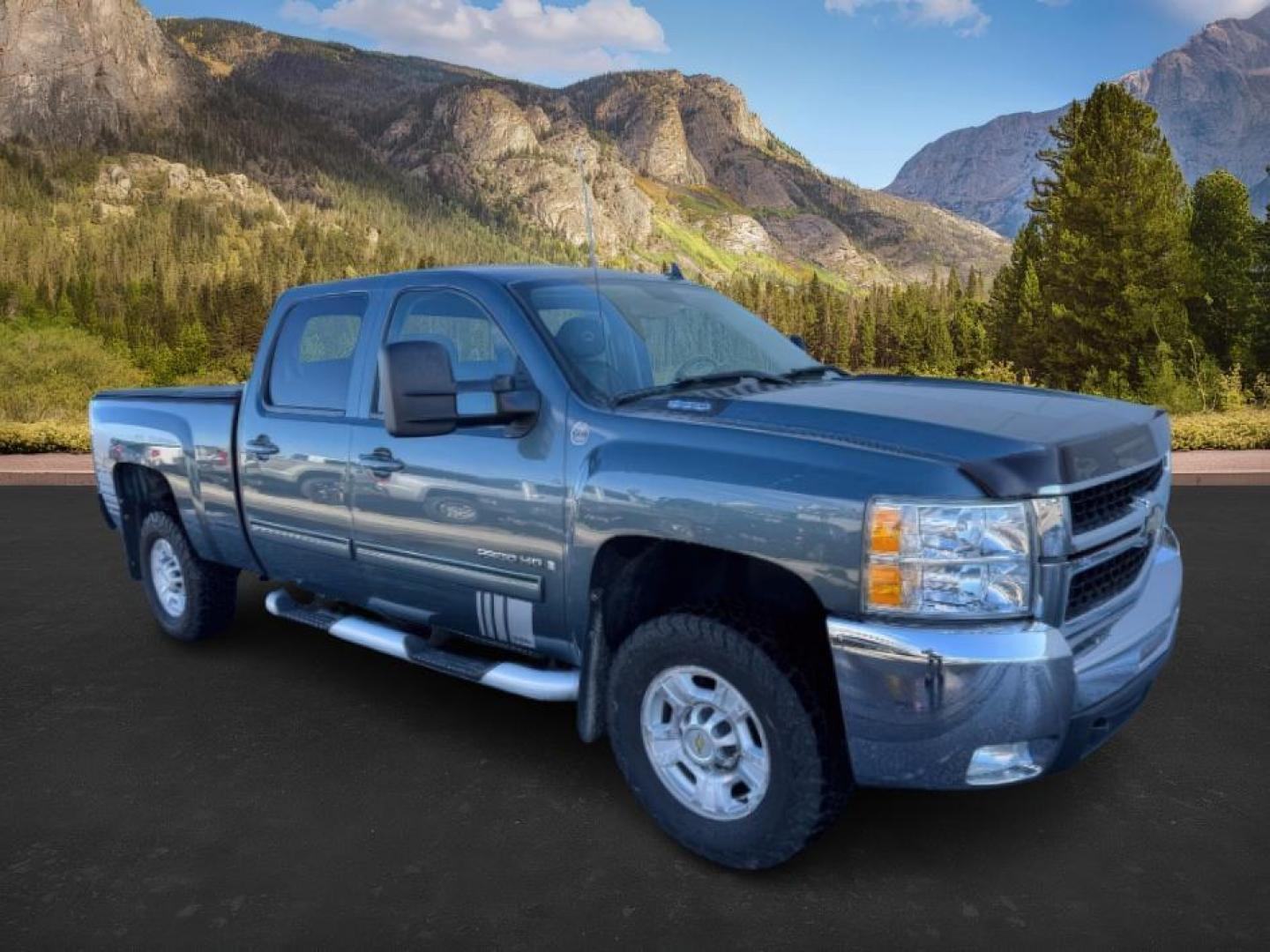 2009 BLUE /LEATHER CHEVY 2500 LTZ (1GCHK43619F) with an 6.6 engine, AUTOMATIC transmission, located at 1235 N Woodruff Ave., Idaho Falls, 83401, (208) 523-1053, 43.507172, -112.000488 - Photo#0