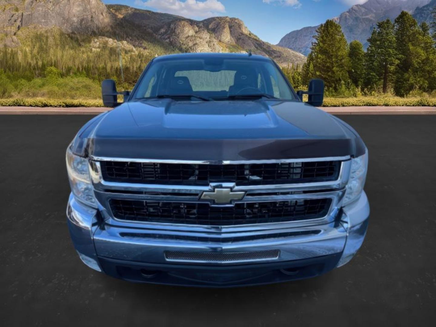 2009 BLUE /LEATHER CHEVY 2500 LTZ (1GCHK43619F) with an 6.6 engine, AUTOMATIC transmission, located at 1235 N Woodruff Ave., Idaho Falls, 83401, (208) 523-1053, 43.507172, -112.000488 - Photo#1