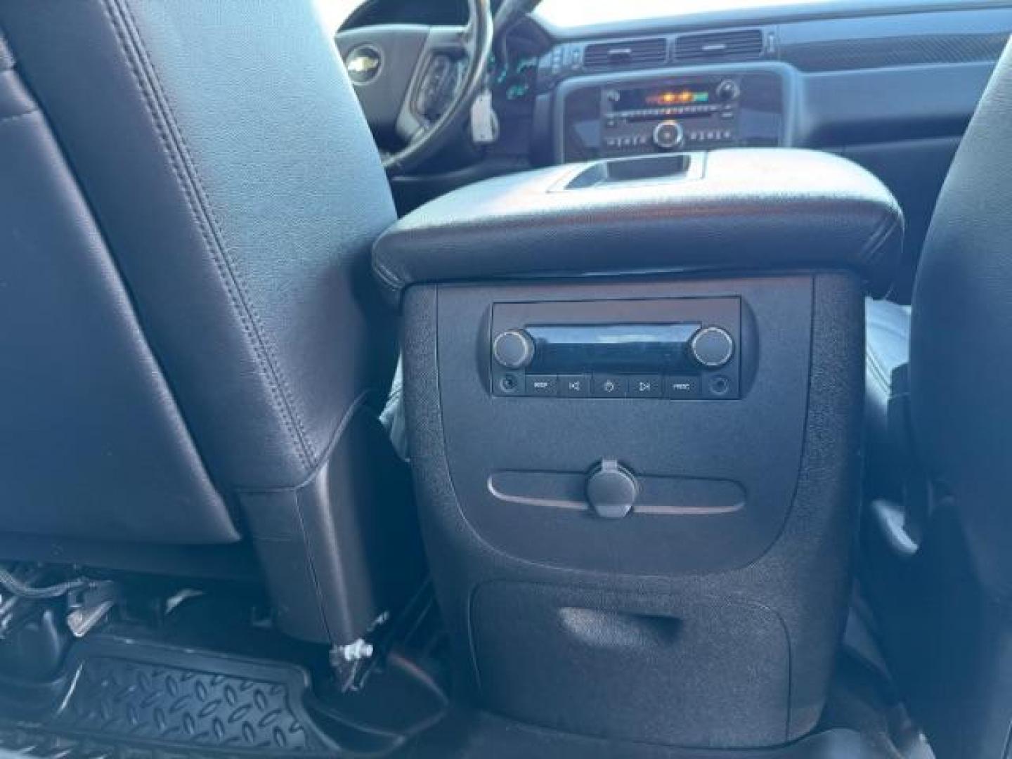 2009 BLUE /LEATHER CHEVY 2500 LTZ (1GCHK43619F) with an 6.6 engine, AUTOMATIC transmission, located at 1235 N Woodruff Ave., Idaho Falls, 83401, (208) 523-1053, 43.507172, -112.000488 - Photo#26