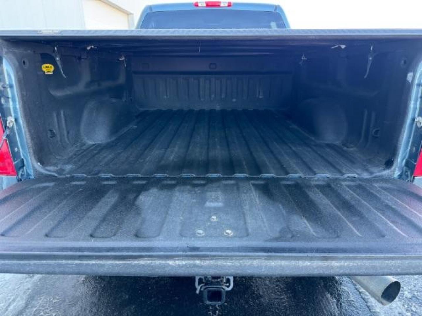 2009 BLUE /LEATHER CHEVY 2500 LTZ (1GCHK43619F) with an 6.6 engine, AUTOMATIC transmission, located at 1235 N Woodruff Ave., Idaho Falls, 83401, (208) 523-1053, 43.507172, -112.000488 - Photo#4