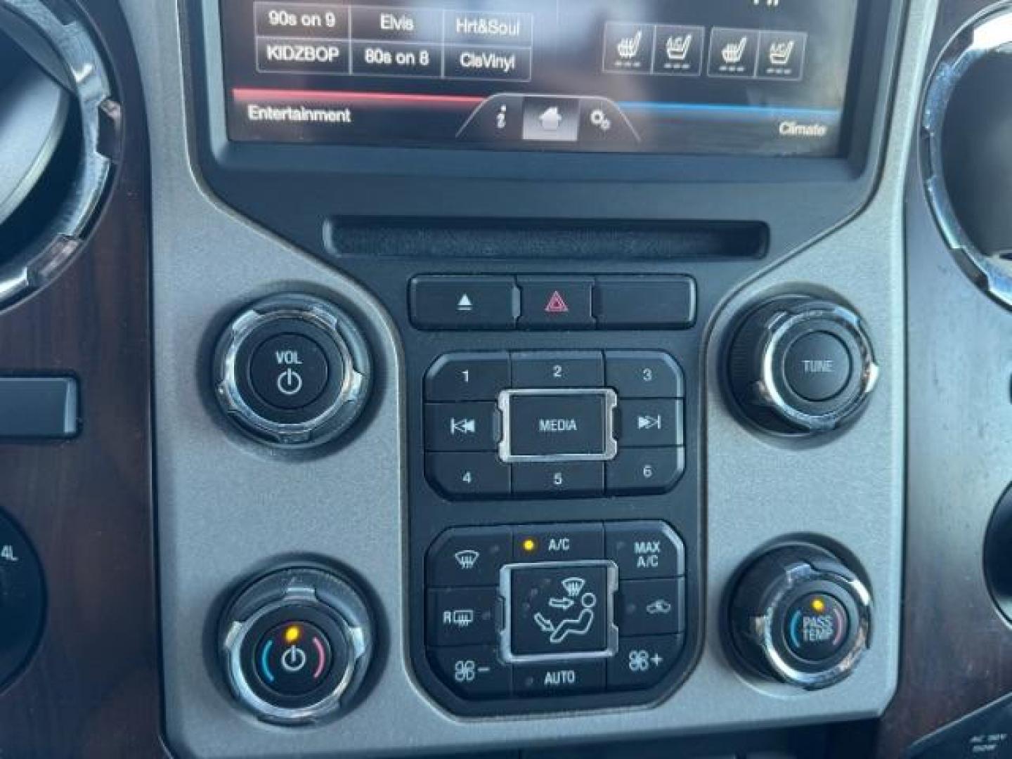2021 Carbonized Gray Metallic /Medium Earth Gray FORD F250 XL (1FT7W2BT0ME) with an 6.7 engine, AUTOMATIC transmission, located at 1235 N Woodruff Ave., Idaho Falls, 83401, (208) 523-1053, 43.507172, -112.000488 - Photo#18