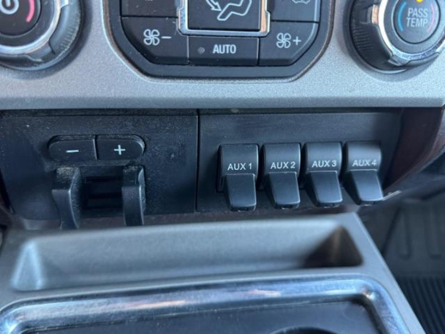 2021 Carbonized Gray Metallic /Medium Earth Gray FORD F250 XL (1FT7W2BT0ME) with an 6.7 engine, AUTOMATIC transmission, located at 1235 N Woodruff Ave., Idaho Falls, 83401, (208) 523-1053, 43.507172, -112.000488 - Photo#19