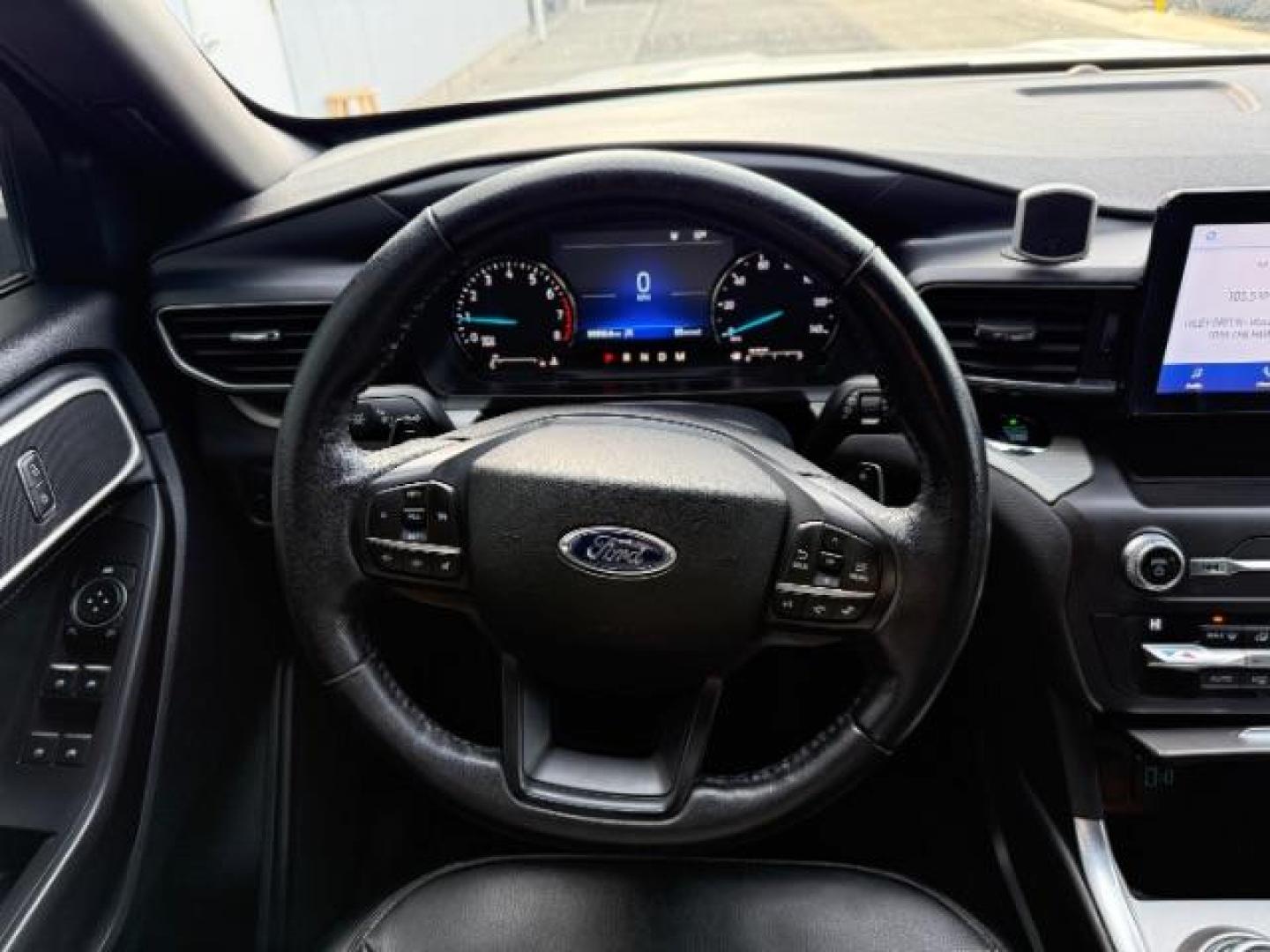 2020 Oxford White /Ebony FORD EXPLORER XLT (1FMSK8DH3LG) with an EcoBoost 2.3L I-4 gasoline direct injection engine, AUTOMATIC transmission, located at 1235 N Woodruff Ave., Idaho Falls, 83401, (208) 523-1053, 43.507172, -112.000488 - At Timberline Auto, finding a great deal on your next vehicle is always easy! Our experienced sales staff's goal is to help find you the right vehicle at the right price! Our knowledgeable finance department has options for almost any credit score. We offer extended service contract options to prote - Photo#25