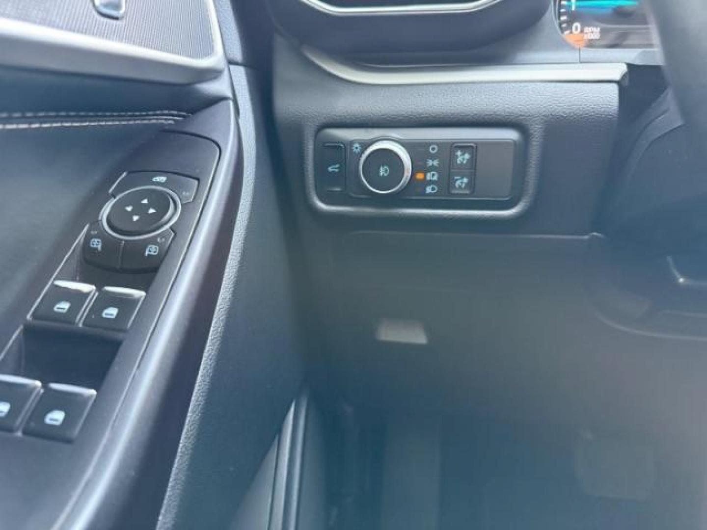 2020 Oxford White /Ebony FORD EXPLORER XLT (1FMSK8DH3LG) with an EcoBoost 2.3L I-4 gasoline direct injection engine, AUTOMATIC transmission, located at 1235 N Woodruff Ave., Idaho Falls, 83401, (208) 523-1053, 43.507172, -112.000488 - At Timberline Auto, finding a great deal on your next vehicle is always easy! Our experienced sales staff's goal is to help find you the right vehicle at the right price! Our knowledgeable finance department has options for almost any credit score. We offer extended service contract options to prote - Photo#27