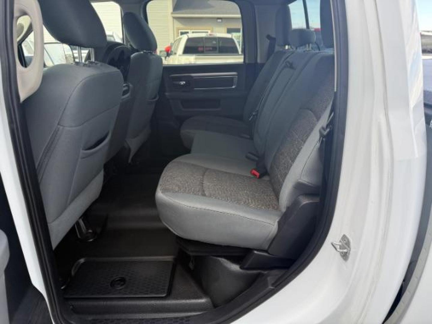 2015 WHITE /CLOTH RAM 3500 BIGHORN (3C63R3DL7FG) with an 6.7 engine, AUTOMATIC transmission, located at 1235 N Woodruff Ave., Idaho Falls, 83401, (208) 523-1053, 43.507172, -112.000488 - Photo#17