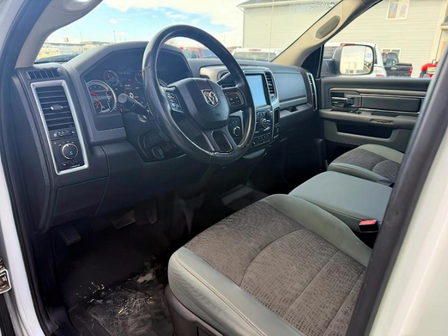 2015 WHITE /CLOTH RAM 3500 BIGHORN (3C63R3DL7FG) with an 6.7 engine, AUTOMATIC transmission, located at 1235 N Woodruff Ave., Idaho Falls, 83401, (208) 523-1053, 43.507172, -112.000488 - Photo#11