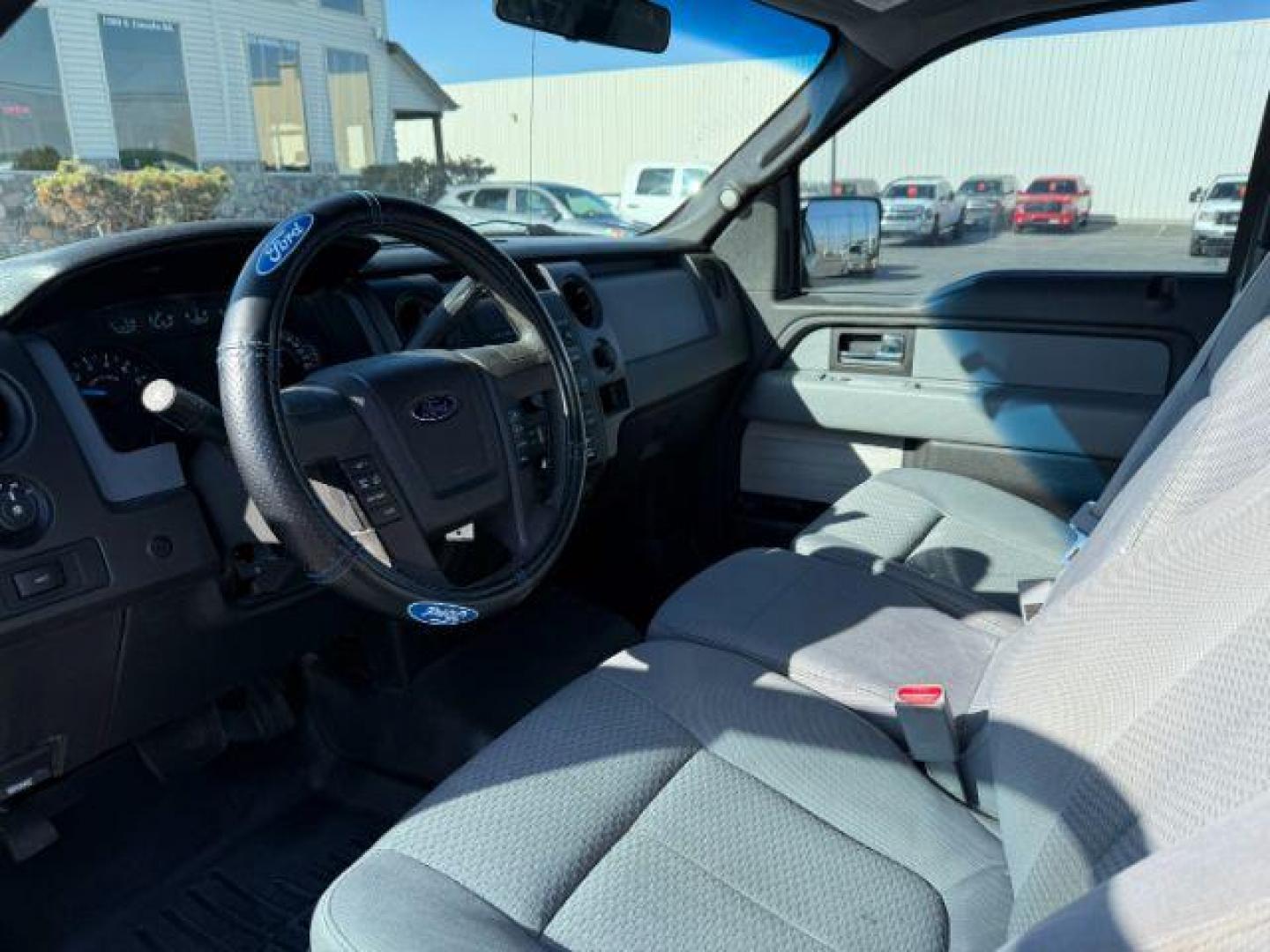2014 Oxford White /Steel Gray Ford F-150 XL (1FTEX1CM4EK) with an 3.7L V-6 DOHC engine, AUTOMATIC transmission, located at 1235 N Woodruff Ave., Idaho Falls, 83401, (208) 523-1053, 43.507172, -112.000488 - Photo#9