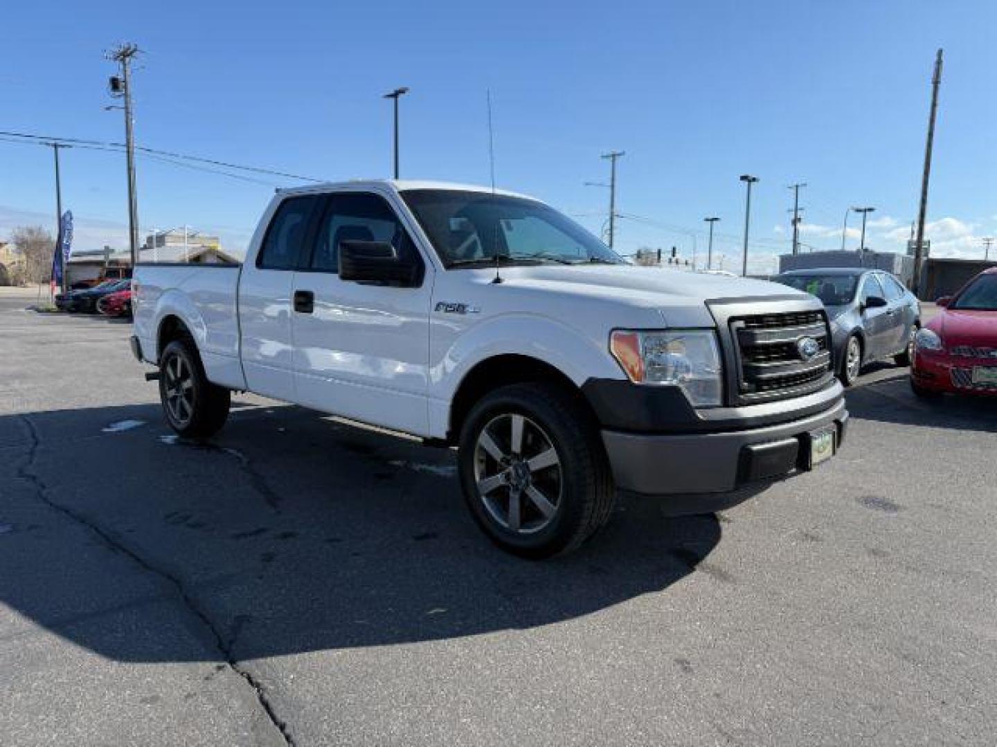 2014 Oxford White /Steel Gray Ford F-150 XL (1FTEX1CM4EK) with an 3.7L V-6 DOHC engine, AUTOMATIC transmission, located at 1235 N Woodruff Ave., Idaho Falls, 83401, (208) 523-1053, 43.507172, -112.000488 - Photo#6