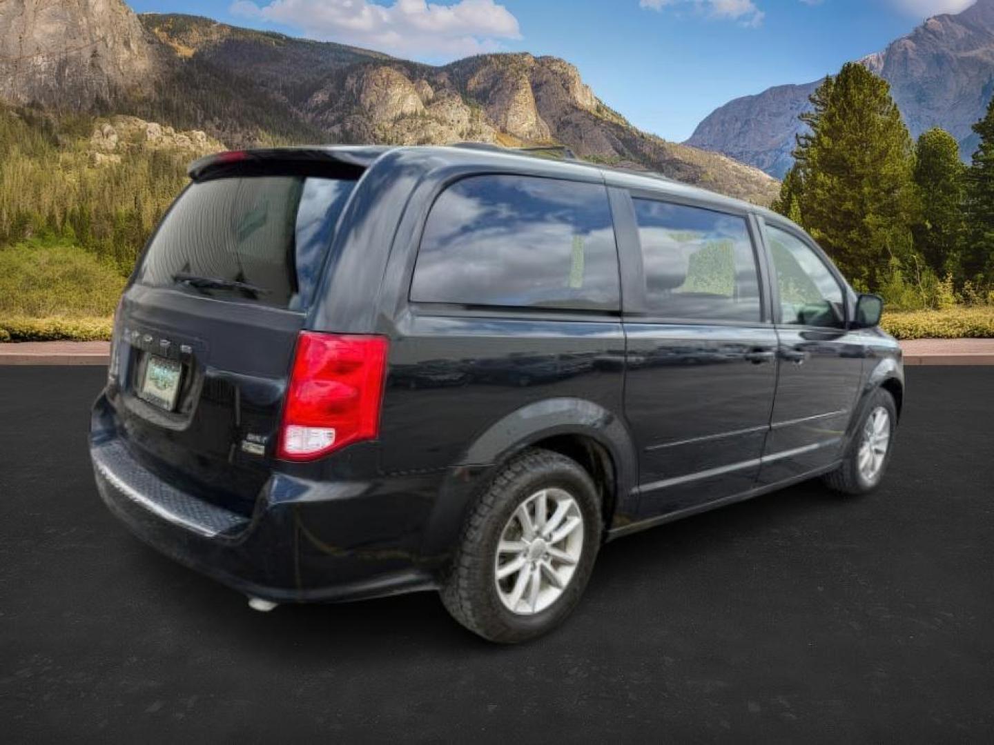 2014 GRAY /Black Dodge Grand Caravan SXT (2C4RDGCG5ER) with an 3.6L V-6 DOHC engine, AUTOMATIC transmission, located at 1235 N Woodruff Ave., Idaho Falls, 83401, (208) 523-1053, 43.507172, -112.000488 - At Timberline Auto, finding a great deal on your next vehicle is always easy! Our experienced sales staff's goal is to help find you the right vehicle at the right price! Our knowledgeable finance department has options for almost any credit score. We offer extended service contract options to prote - Photo#3