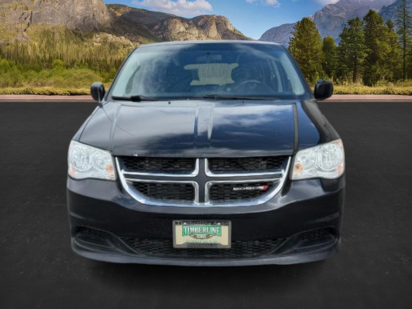 2014 GRAY /Black Dodge Grand Caravan SXT (2C4RDGCG5ER) with an 3.6L V-6 DOHC engine, AUTOMATIC transmission, located at 1235 N Woodruff Ave., Idaho Falls, 83401, (208) 523-1053, 43.507172, -112.000488 - At Timberline Auto, finding a great deal on your next vehicle is always easy! Our experienced sales staff's goal is to help find you the right vehicle at the right price! Our knowledgeable finance department has options for almost any credit score. We offer extended service contract options to prote - Photo#6