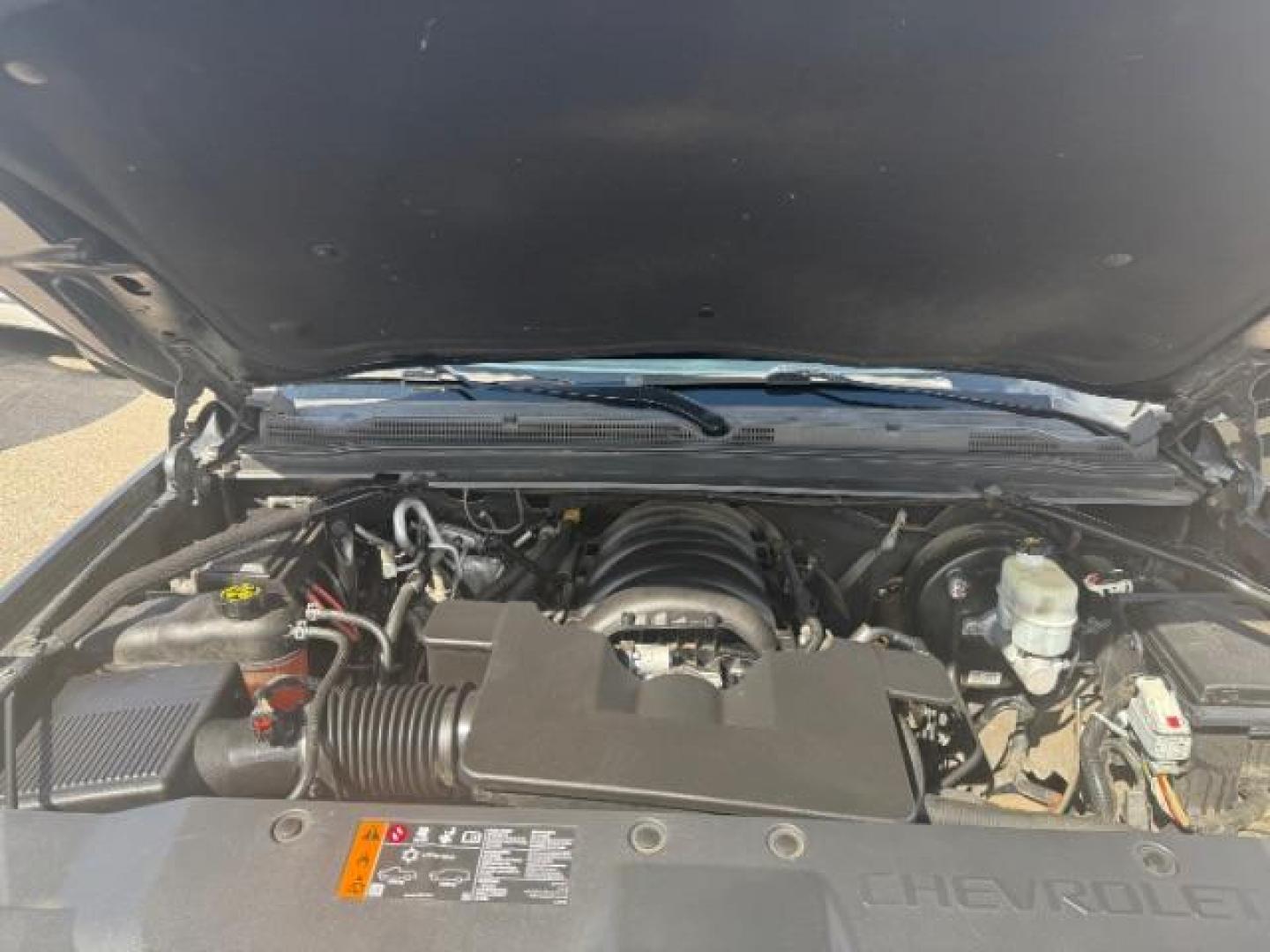 2019 Black /Jet Black Chevrolet Tahoe LT (1GNSKBKC8KR) with an EcoTec3 5.3L V-8 gasoline direct injection engine, AUTOMATIC transmission, located at 1235 N Woodruff Ave., Idaho Falls, 83401, (208) 523-1053, 43.507172, -112.000488 - Photo#8