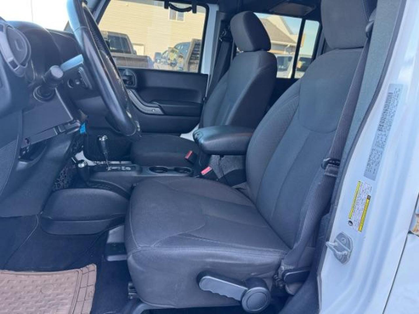 2015 WHITE /BLACK JEEP WRANGLER UNLIMITED SPORT (1C4BJWDG2FL) with an V-6 engine, AUTO transmission, located at 1235 N Woodruff Ave., Idaho Falls, 83401, (208) 523-1053, 43.507172, -112.000488 - Photo#11