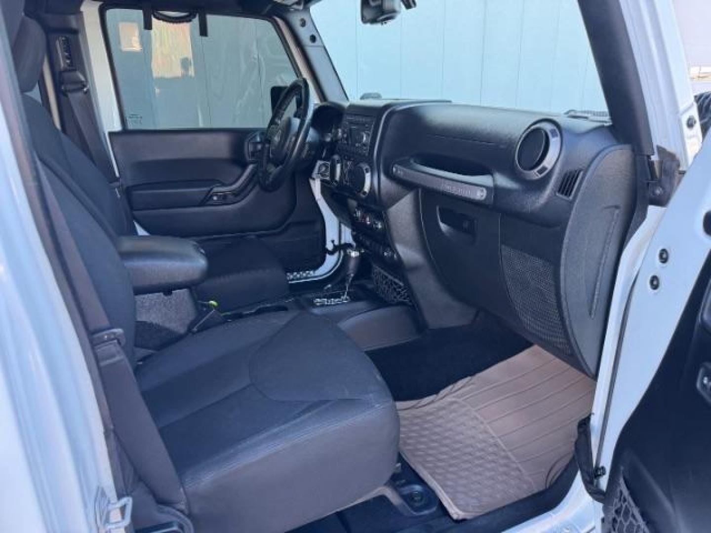 2015 WHITE /BLACK JEEP WRANGLER UNLIMITED SPORT (1C4BJWDG2FL) with an V-6 engine, AUTO transmission, located at 1235 N Woodruff Ave., Idaho Falls, 83401, (208) 523-1053, 43.507172, -112.000488 - Photo#15