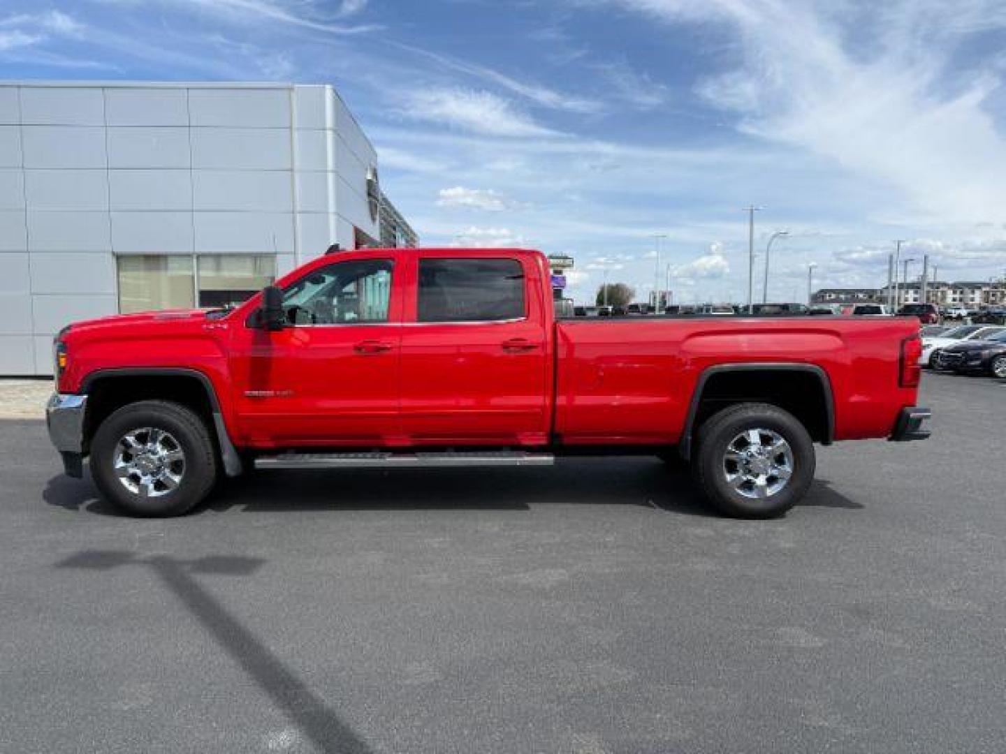 2018 Cardinal Red /Jet Black GMC Sierra 3500HD SLE (1GT42WCY2JF) with an 6.6 engine, AUTOMATIC transmission, located at 1235 N Woodruff Ave., Idaho Falls, 83401, (208) 523-1053, 43.507172, -112.000488 - At Timberline Auto, finding a great deal on your next vehicle is always easy! Our experienced sales staff's goal is to help find you the right vehicle at the right price! Our knowledgeable finance department has options for almost any credit score. We offer extended service contract options to prote - Photo#1