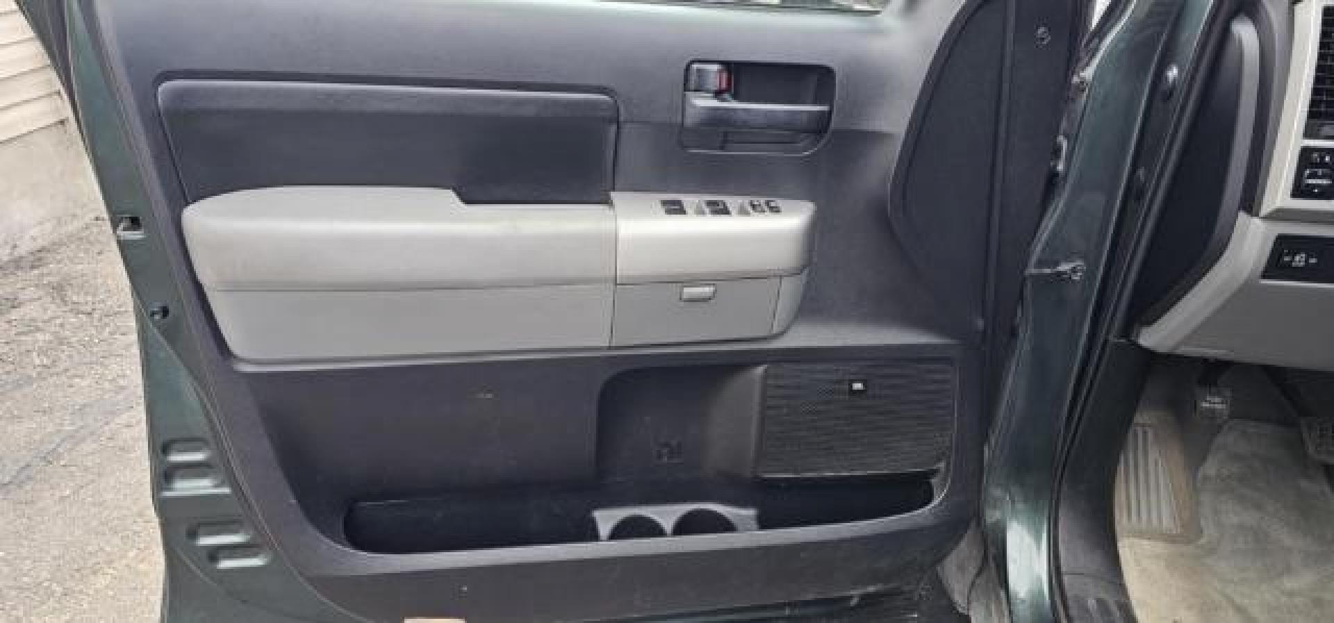 2008 GREEN /Sand Beige Toyota Tundra Base 5.7L V8 | SR5 5.7L V8 (5TFBV541X8X) with an I-FORCE 5.7L V-8 DOHC engine, AUTOMATIC transmission, located at 1235 N Woodruff Ave., Idaho Falls, 83401, (208) 523-1053, 43.507172, -112.000488 - At Timberline Auto, finding a great deal on your next vehicle is always easy! Our experienced sales staff's goal is to help find you the right vehicle at the right price! Our knowledgeable finance department has options for almost any credit score. We offer extended service contract options to prote - Photo#15