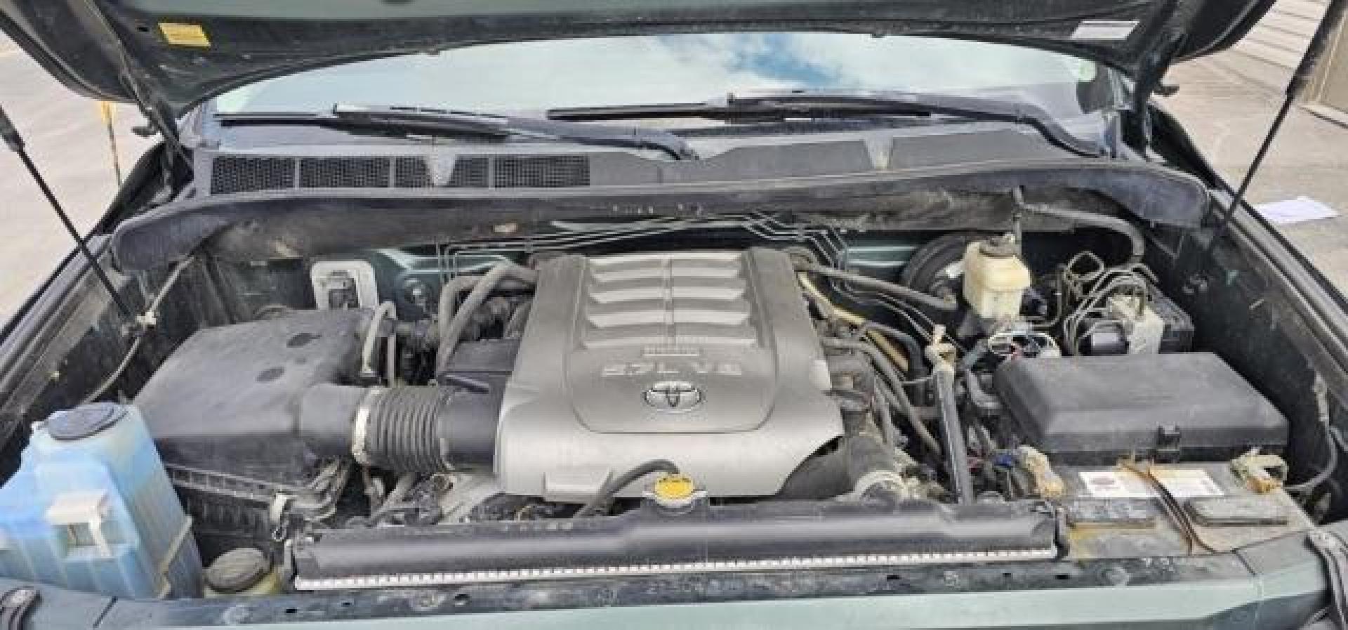 2008 GREEN /Sand Beige Toyota Tundra Base 5.7L V8 | SR5 5.7L V8 (5TFBV541X8X) with an I-FORCE 5.7L V-8 DOHC engine, AUTOMATIC transmission, located at 1235 N Woodruff Ave., Idaho Falls, 83401, (208) 523-1053, 43.507172, -112.000488 - At Timberline Auto, finding a great deal on your next vehicle is always easy! Our experienced sales staff's goal is to help find you the right vehicle at the right price! Our knowledgeable finance department has options for almost any credit score. We offer extended service contract options to prote - Photo#8