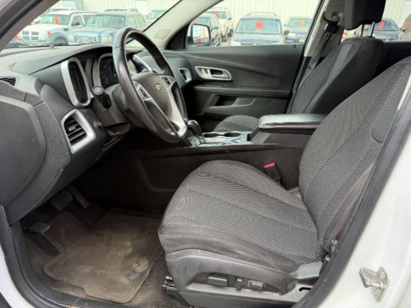 2017 Summit White /Jet Black Chevrolet Equinox LT (2GNFLFEK2H6) with an 2.4L I-4 gasoline direct injection engine, located at 1235 N Woodruff Ave., Idaho Falls, 83401, (208) 523-1053, 43.507172, -112.000488 - At Timberline Auto, finding a great deal on your next vehicle is always easy! Our experienced sales staff's goal is to help find you the right vehicle at the right price! Our knowledgeable finance department has options for almost any credit score. We offer extended service contract options to prote - Photo#9