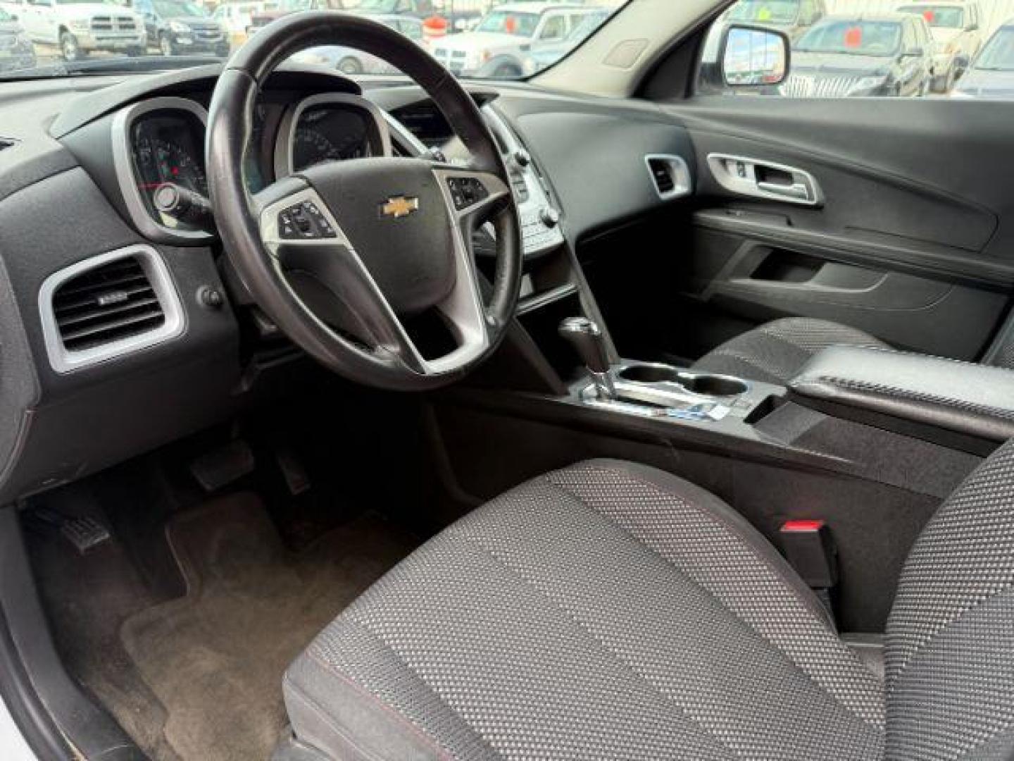 2017 Summit White /Jet Black Chevrolet Equinox LT (2GNFLFEK2H6) with an 2.4L I-4 gasoline direct injection engine, located at 1235 N Woodruff Ave., Idaho Falls, 83401, (208) 523-1053, 43.507172, -112.000488 - At Timberline Auto, finding a great deal on your next vehicle is always easy! Our experienced sales staff's goal is to help find you the right vehicle at the right price! Our knowledgeable finance department has options for almost any credit score. We offer extended service contract options to prote - Photo#10