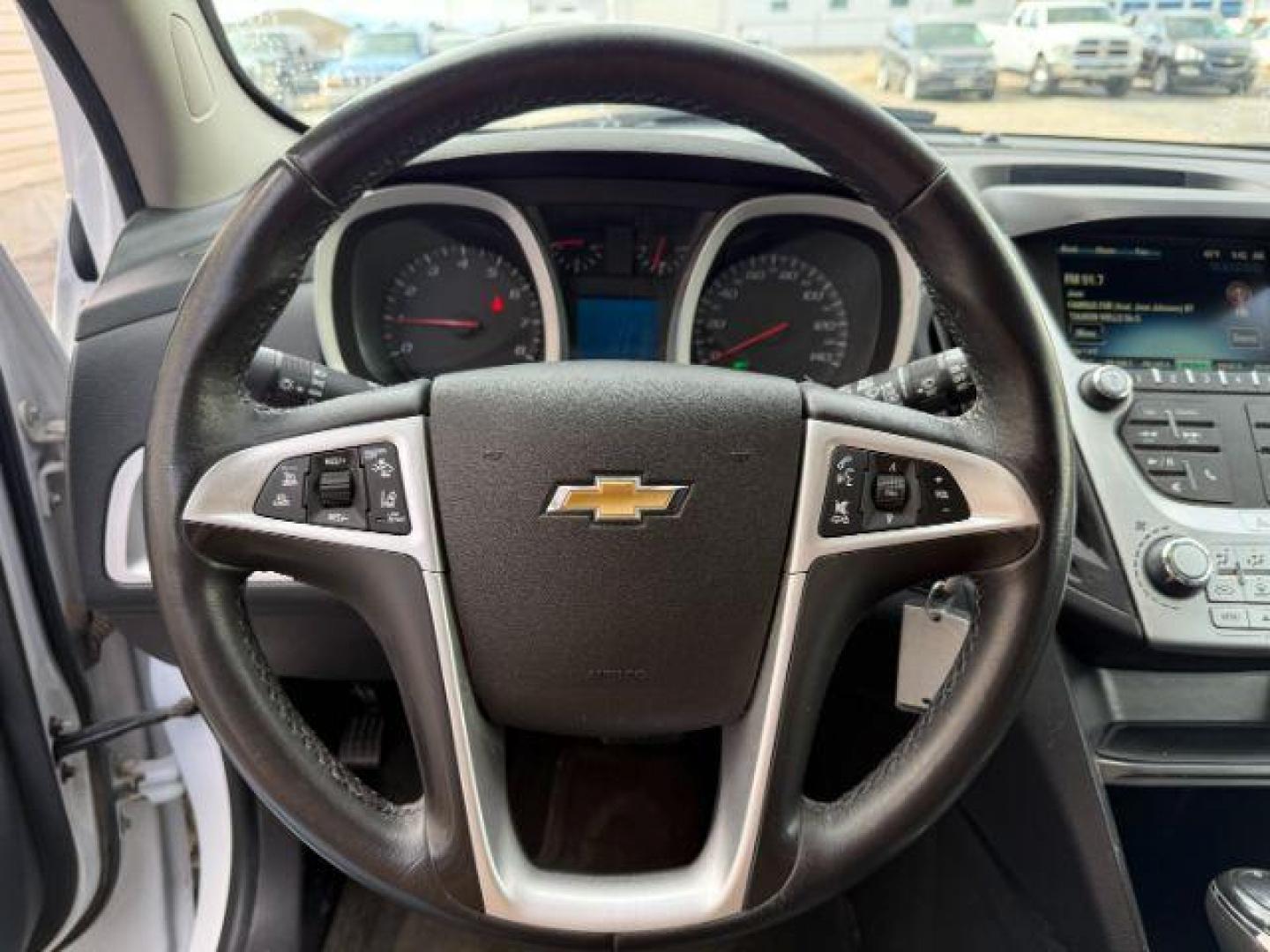2017 Summit White /Jet Black Chevrolet Equinox LT (2GNFLFEK2H6) with an 2.4L I-4 gasoline direct injection engine, located at 1235 N Woodruff Ave., Idaho Falls, 83401, (208) 523-1053, 43.507172, -112.000488 - At Timberline Auto, finding a great deal on your next vehicle is always easy! Our experienced sales staff's goal is to help find you the right vehicle at the right price! Our knowledgeable finance department has options for almost any credit score. We offer extended service contract options to prote - Photo#12