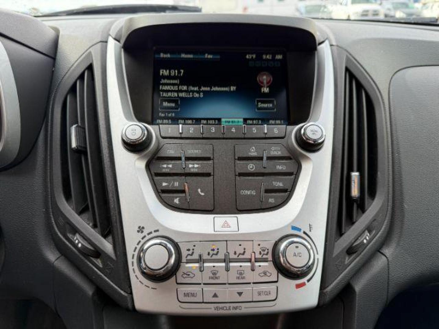 2017 Summit White /Jet Black Chevrolet Equinox LT (2GNFLFEK2H6) with an 2.4L I-4 gasoline direct injection engine, located at 1235 N Woodruff Ave., Idaho Falls, 83401, (208) 523-1053, 43.507172, -112.000488 - At Timberline Auto, finding a great deal on your next vehicle is always easy! Our experienced sales staff's goal is to help find you the right vehicle at the right price! Our knowledgeable finance department has options for almost any credit score. We offer extended service contract options to prote - Photo#13