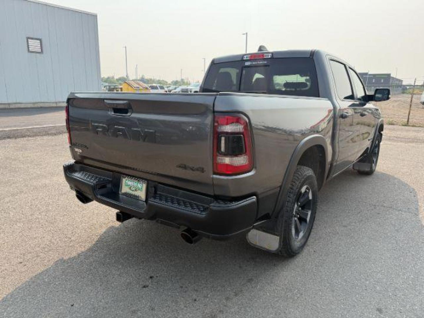 2020 GRAY /LEATHER Ram 1500 (1C6SRFLT8LN) with an 57 engine, Automatic transmission, located at 1175 N Woodruff Ave, Idaho Falls, ID, 83401, 43.506901, -111.999657 - At Timberline Auto, finding a great deal on your next vehicle is always easy! Our experienced sales staff's goal is to help find you the right vehicle at the right price! Our knowledgeable finance department has options for almost any credit score. We offer extended service contract options to prote - Photo#29