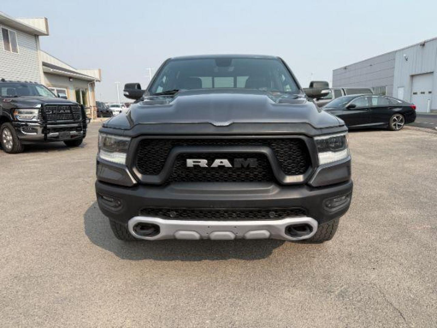 2020 GRAY /LEATHER Ram 1500 (1C6SRFLT8LN) with an 57 engine, Automatic transmission, located at 1175 N Woodruff Ave, Idaho Falls, ID, 83401, 43.506901, -111.999657 - At Timberline Auto, finding a great deal on your next vehicle is always easy! Our experienced sales staff's goal is to help find you the right vehicle at the right price! Our knowledgeable finance department has options for almost any credit score. We offer extended service contract options to prote - Photo#32