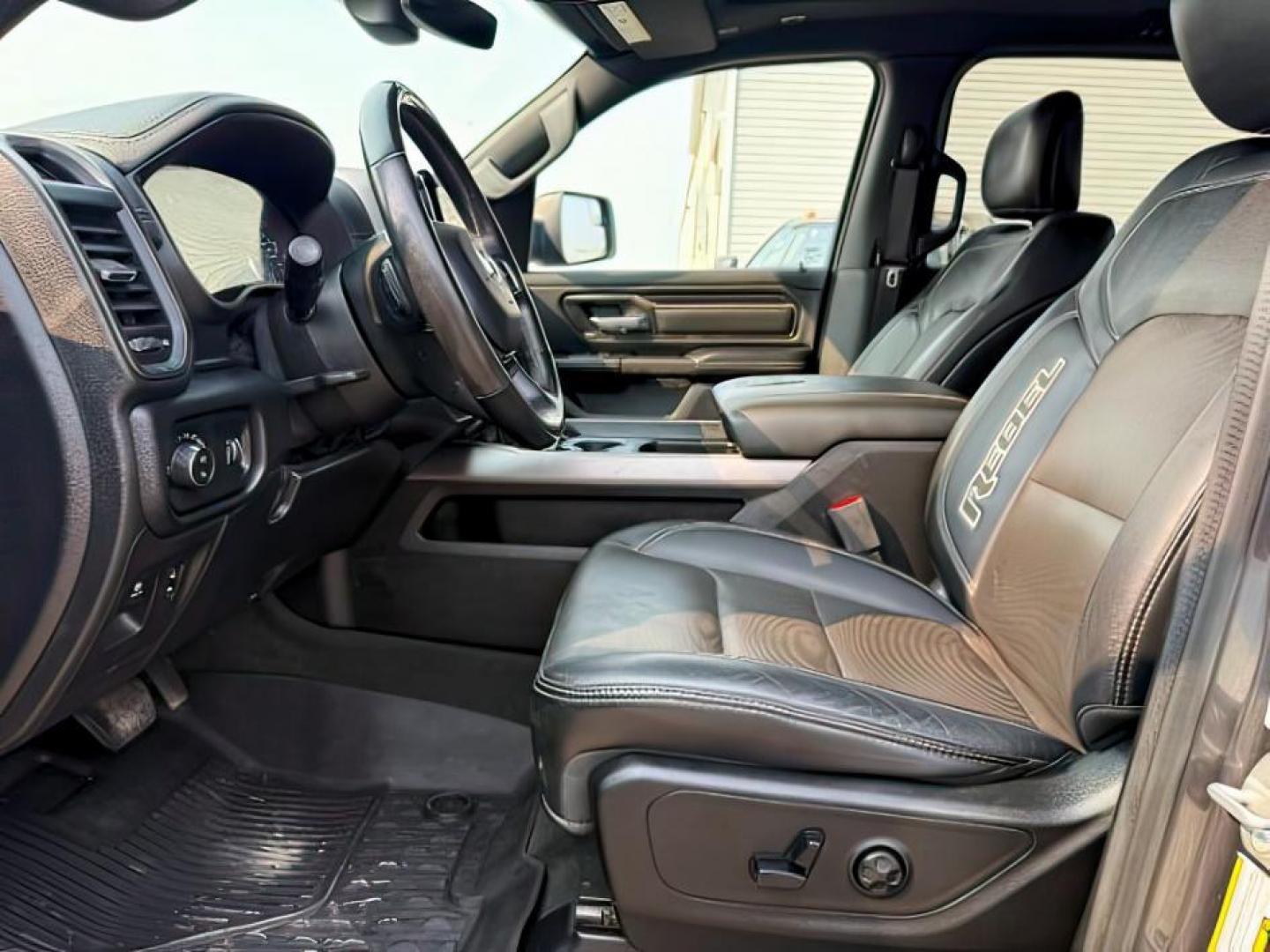 2020 GRAY /LEATHER Ram 1500 (1C6SRFLT8LN) with an 57 engine, Automatic transmission, located at 1175 N Woodruff Ave, Idaho Falls, ID, 83401, 43.506901, -111.999657 - At Timberline Auto, finding a great deal on your next vehicle is always easy! Our experienced sales staff's goal is to help find you the right vehicle at the right price! Our knowledgeable finance department has options for almost any credit score. We offer extended service contract options to prote - Photo#11