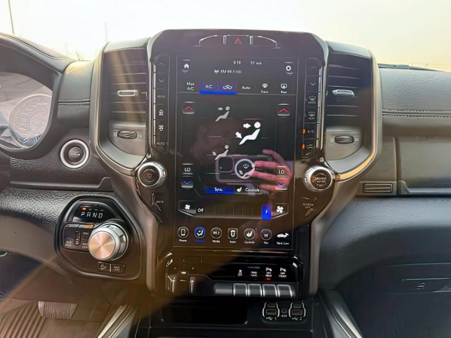 2020 GRAY /LEATHER Ram 1500 (1C6SRFLT8LN) with an 57 engine, Automatic transmission, located at 1175 N Woodruff Ave, Idaho Falls, ID, 83401, 43.506901, -111.999657 - At Timberline Auto, finding a great deal on your next vehicle is always easy! Our experienced sales staff's goal is to help find you the right vehicle at the right price! Our knowledgeable finance department has options for almost any credit score. We offer extended service contract options to prote - Photo#14