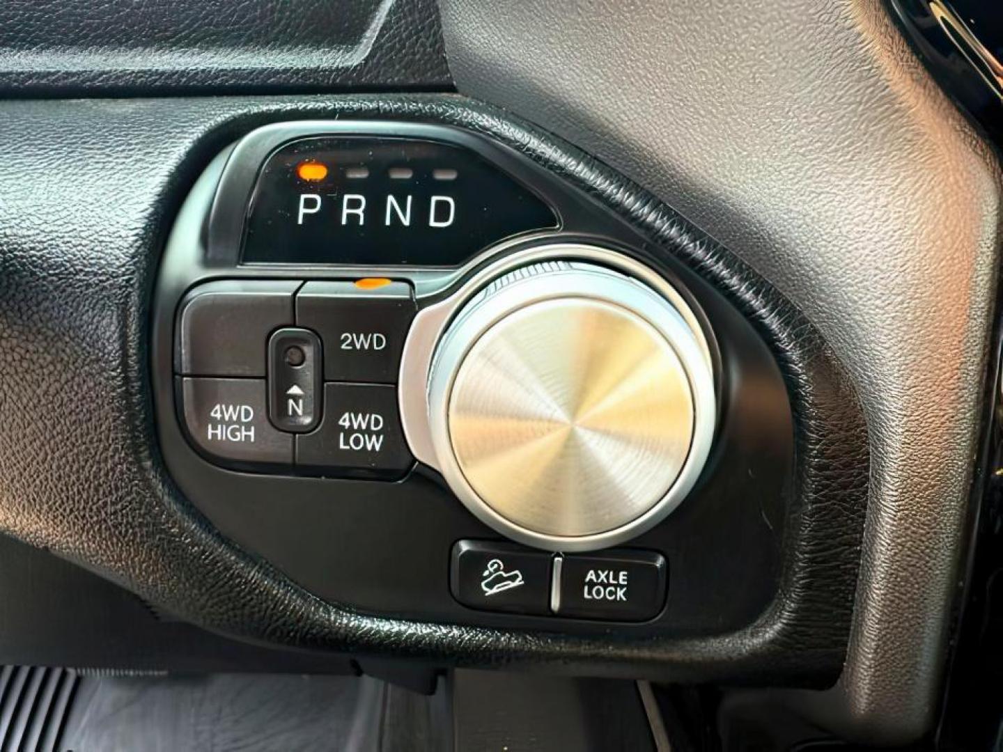 2020 GRAY /LEATHER Ram 1500 (1C6SRFLT8LN) with an 57 engine, Automatic transmission, located at 1175 N Woodruff Ave, Idaho Falls, ID, 83401, 43.506901, -111.999657 - At Timberline Auto, finding a great deal on your next vehicle is always easy! Our experienced sales staff's goal is to help find you the right vehicle at the right price! Our knowledgeable finance department has options for almost any credit score. We offer extended service contract options to prote - Photo#15