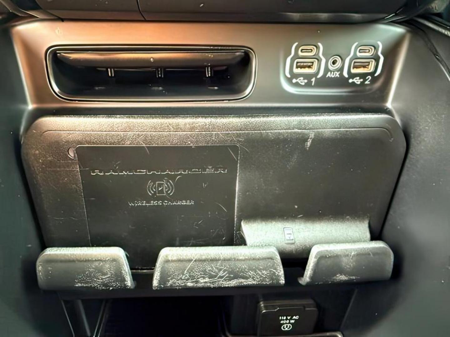 2020 GRAY /LEATHER Ram 1500 (1C6SRFLT8LN) with an 57 engine, Automatic transmission, located at 1175 N Woodruff Ave, Idaho Falls, ID, 83401, 43.506901, -111.999657 - At Timberline Auto, finding a great deal on your next vehicle is always easy! Our experienced sales staff's goal is to help find you the right vehicle at the right price! Our knowledgeable finance department has options for almost any credit score. We offer extended service contract options to prote - Photo#19