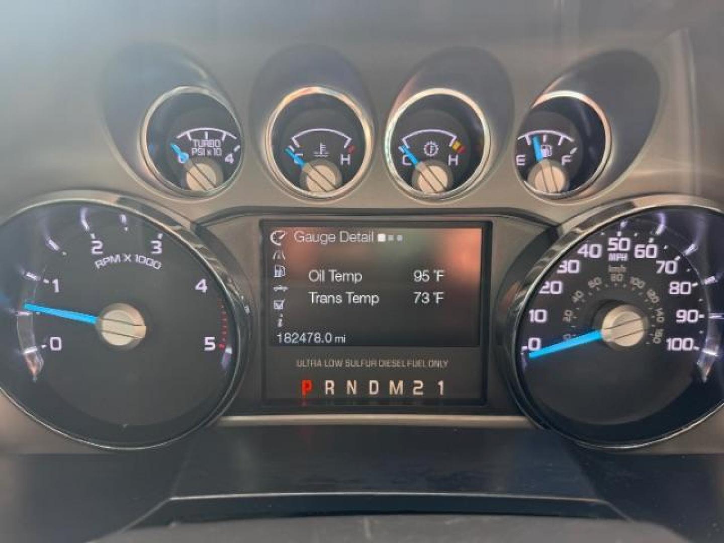 2014 White Platinum Metallic Tri-Coat /Black Ford F-350 LARIAT (1FT8W3BT4EE) with an 6.7 engine, AUTOMATIC transmission, located at 1235 N Woodruff Ave., Idaho Falls, 83401, (208) 523-1053, 43.507172, -112.000488 - Photo#25
