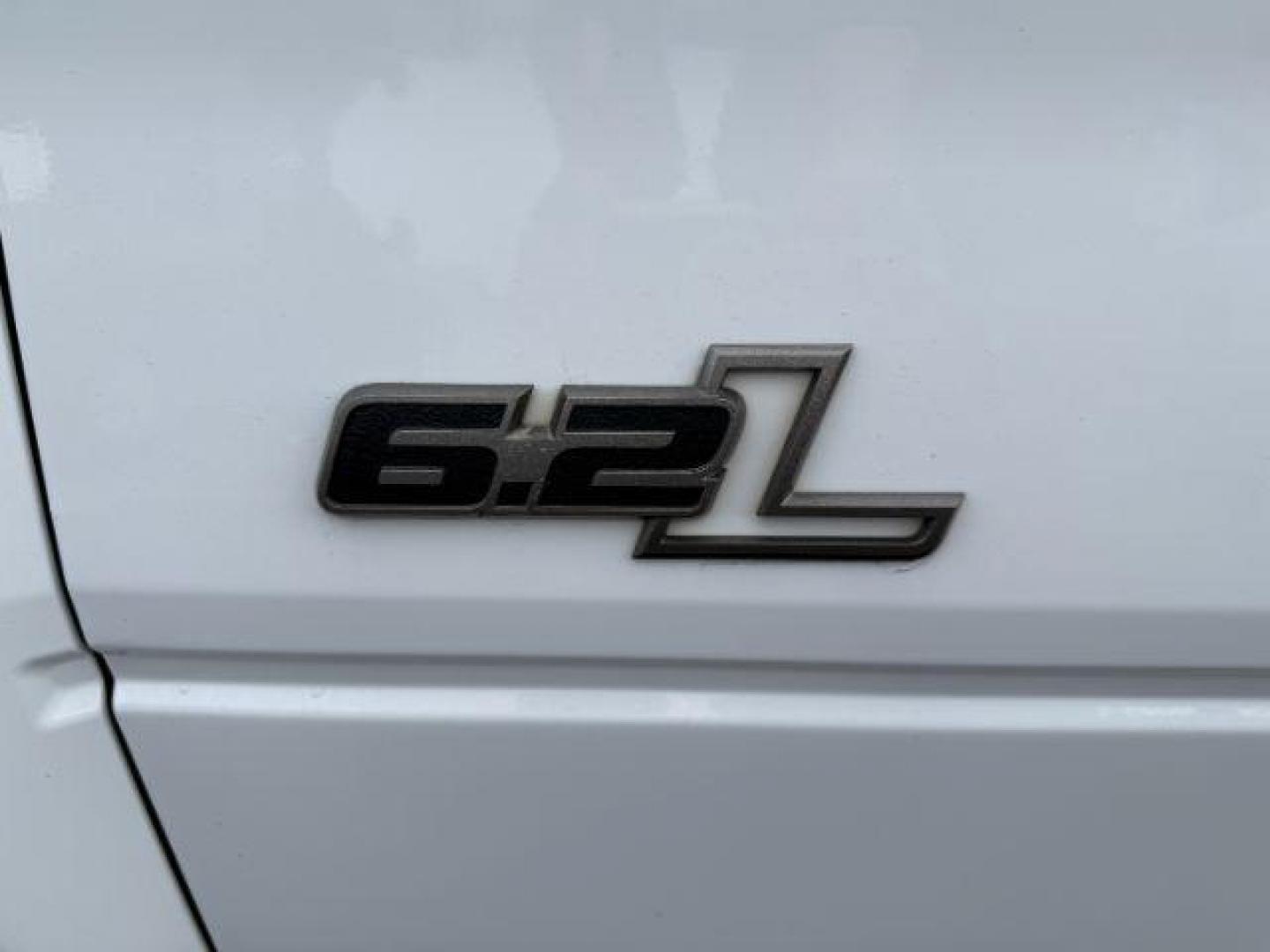 2011 Oxford White /Black Ford F-150 SVT Raptor (1FTFW1R68BF) with an Triton 6.2L V-8 variable valve control engine, AUTOMATIC transmission, located at 1235 N Woodruff Ave., Idaho Falls, 83401, (208) 523-1053, 43.507172, -112.000488 - Photo#8