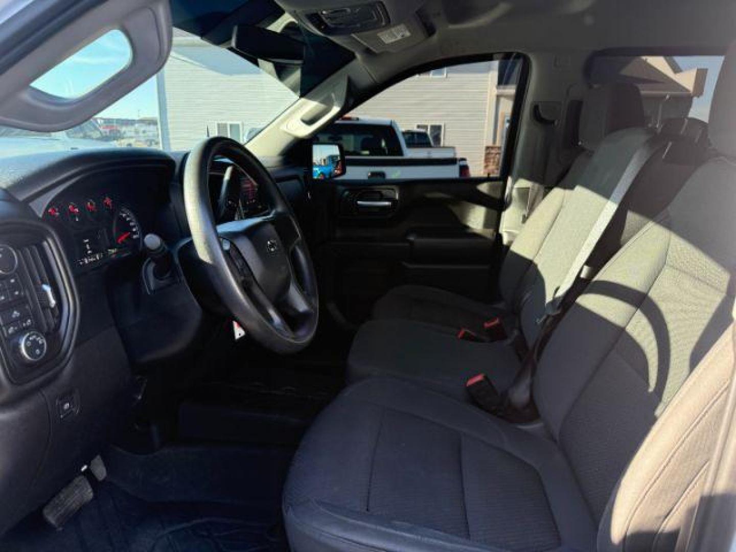 2020 WHITE /CLOTH Chevrolet Silverado 1500 CLOTH (1GCPYCEF0LZ) with an 5.3 engine, AUTOMATIC transmission, located at 1235 N Woodruff Ave., Idaho Falls, 83401, (208) 523-1053, 43.507172, -112.000488 - At Timberline Auto, finding a great deal on your next vehicle is always easy! Our experienced sales staff's goal is to help find you the right vehicle at the right price! Our knowledgeable finance department has options for almost any credit score. We offer extended service contract options to prote - Photo#7