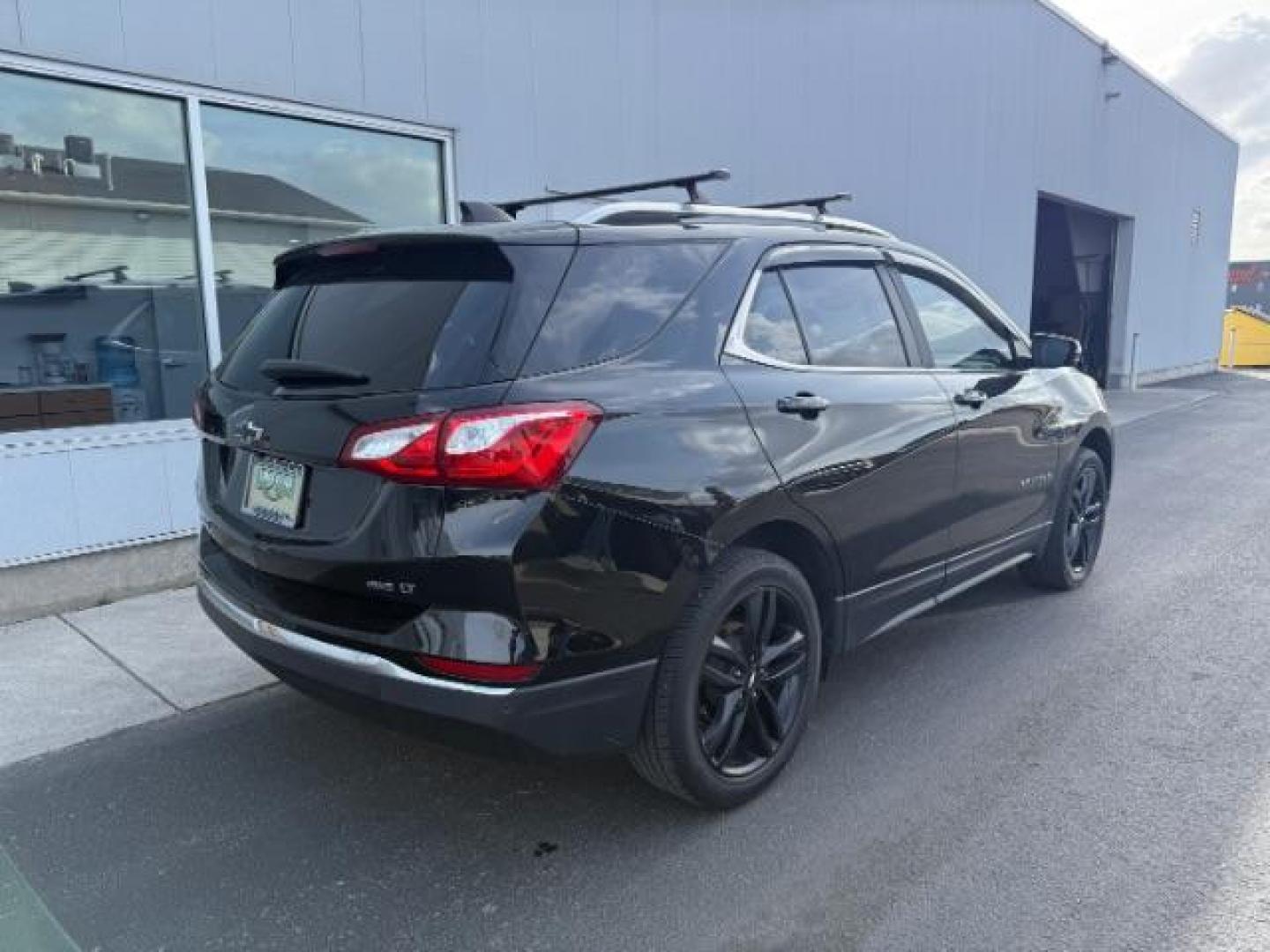 2021 Mosaic Black Metallic /Jet Black Chevrolet Equinox AWD LT (3GNAXUEV1ML) with an 1.5L I-4 gasoline direct injection engine, AUTOMATIC transmission, located at 1235 N Woodruff Ave., Idaho Falls, 83401, (208) 523-1053, 43.507172, -112.000488 - At Timberline Auto, finding a great deal on your next vehicle is always easy! Our experienced sales staff's goal is to help find you the right vehicle at the right price! Our knowledgeable finance department has options for almost any credit score. We offer extended service contract options to prote - Photo#4
